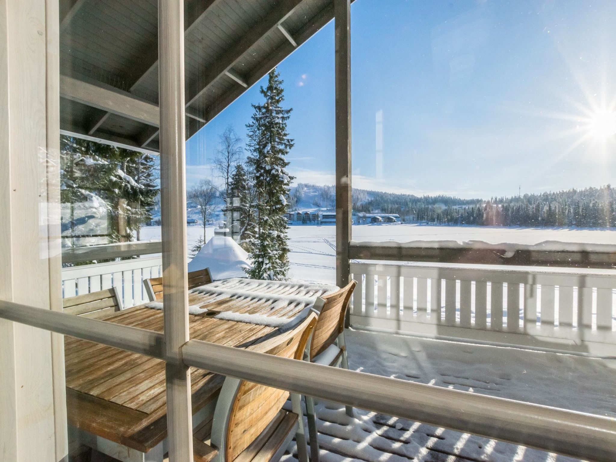 Aurinko-saaga 4 paritalo-Binnen