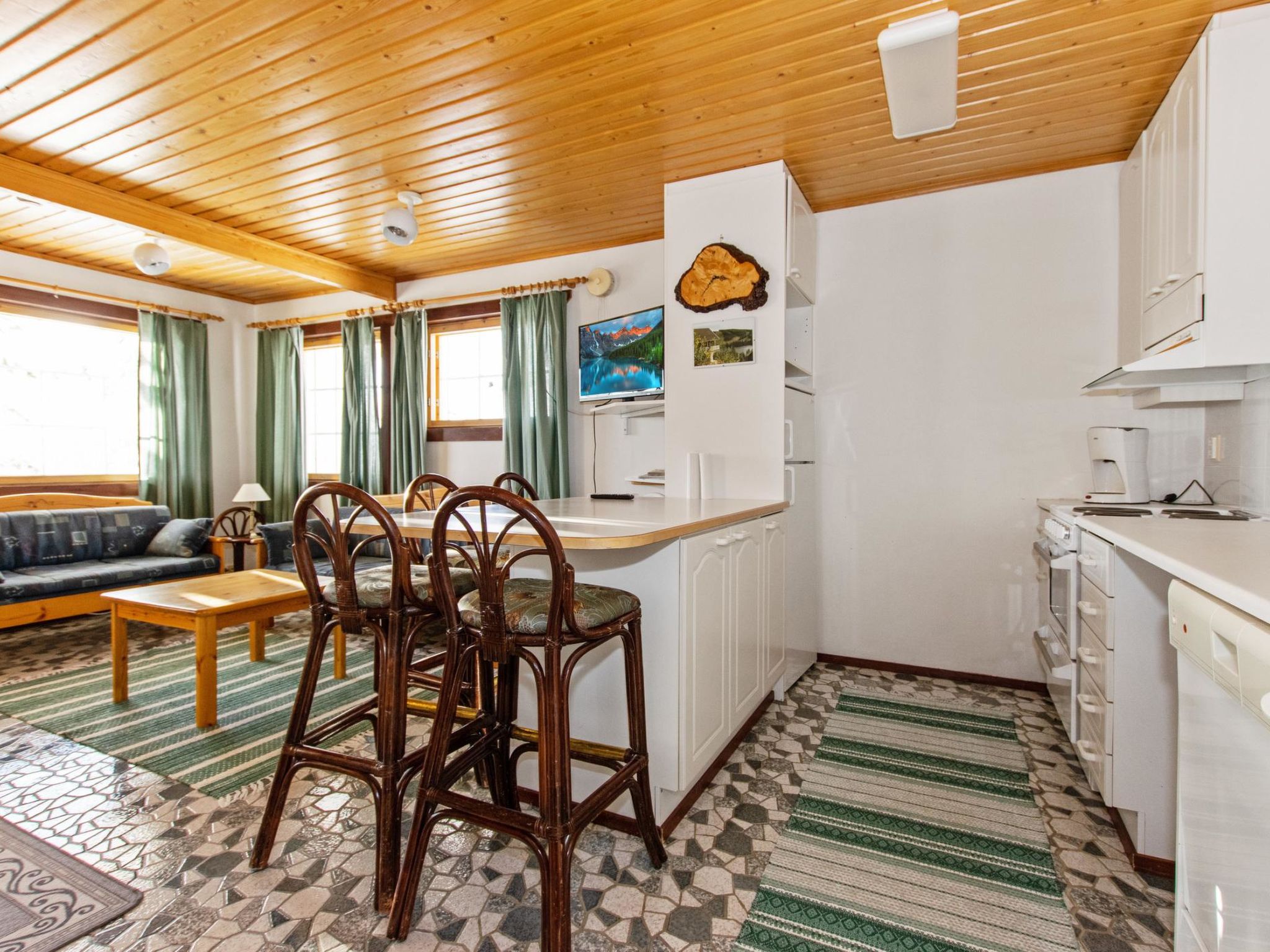 Alppikylä 13b paritalo-Binnen