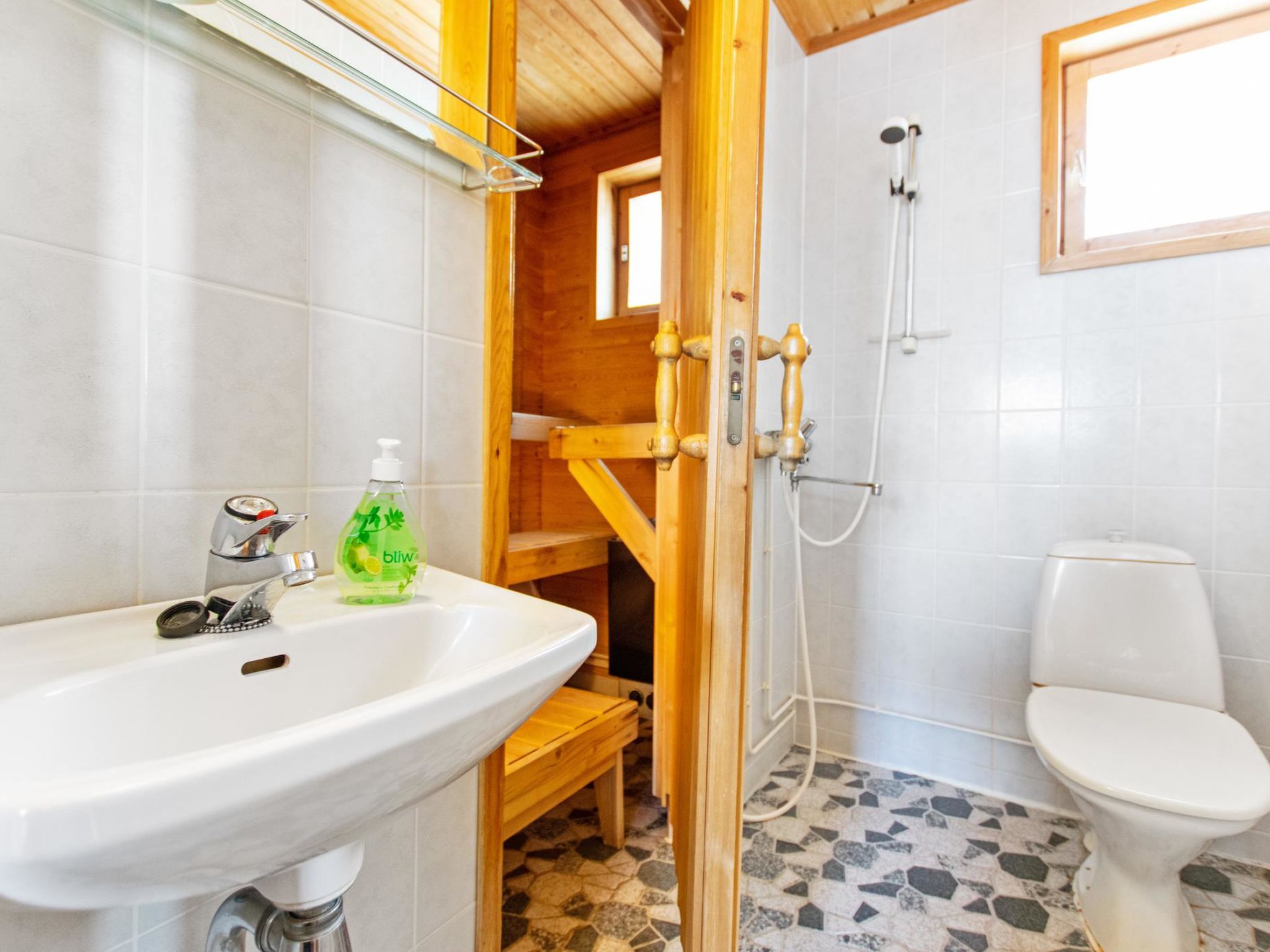 Alppikylä 13b paritalo-Binnen