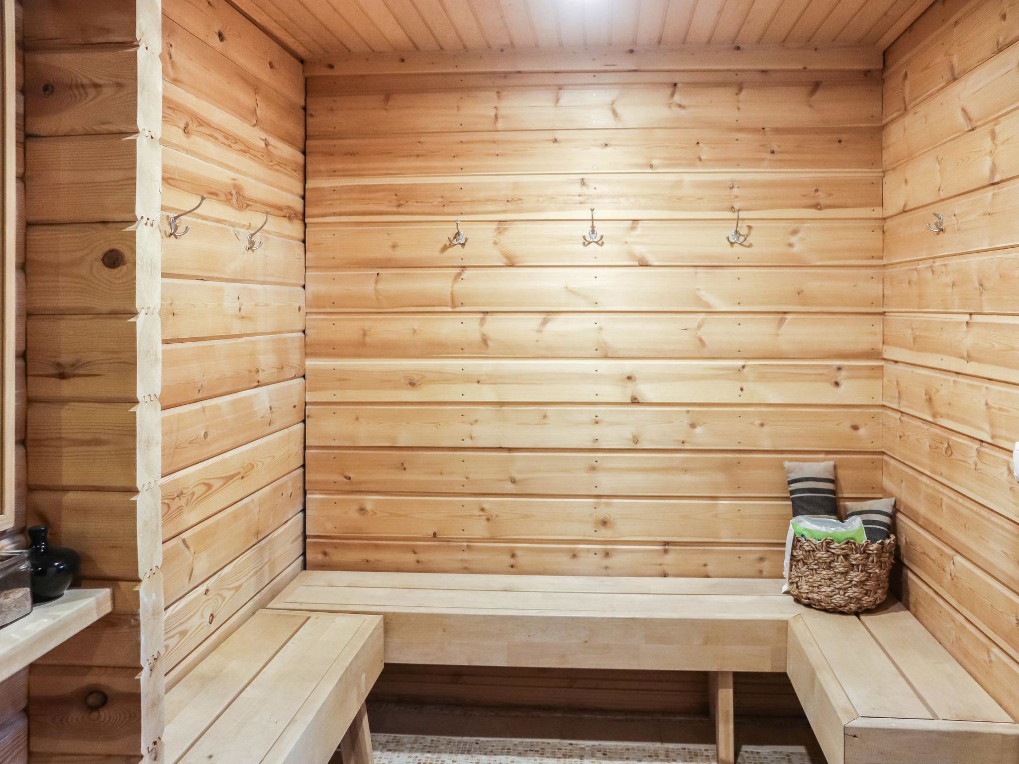 Uulanlinna b, paritalo-Binnen