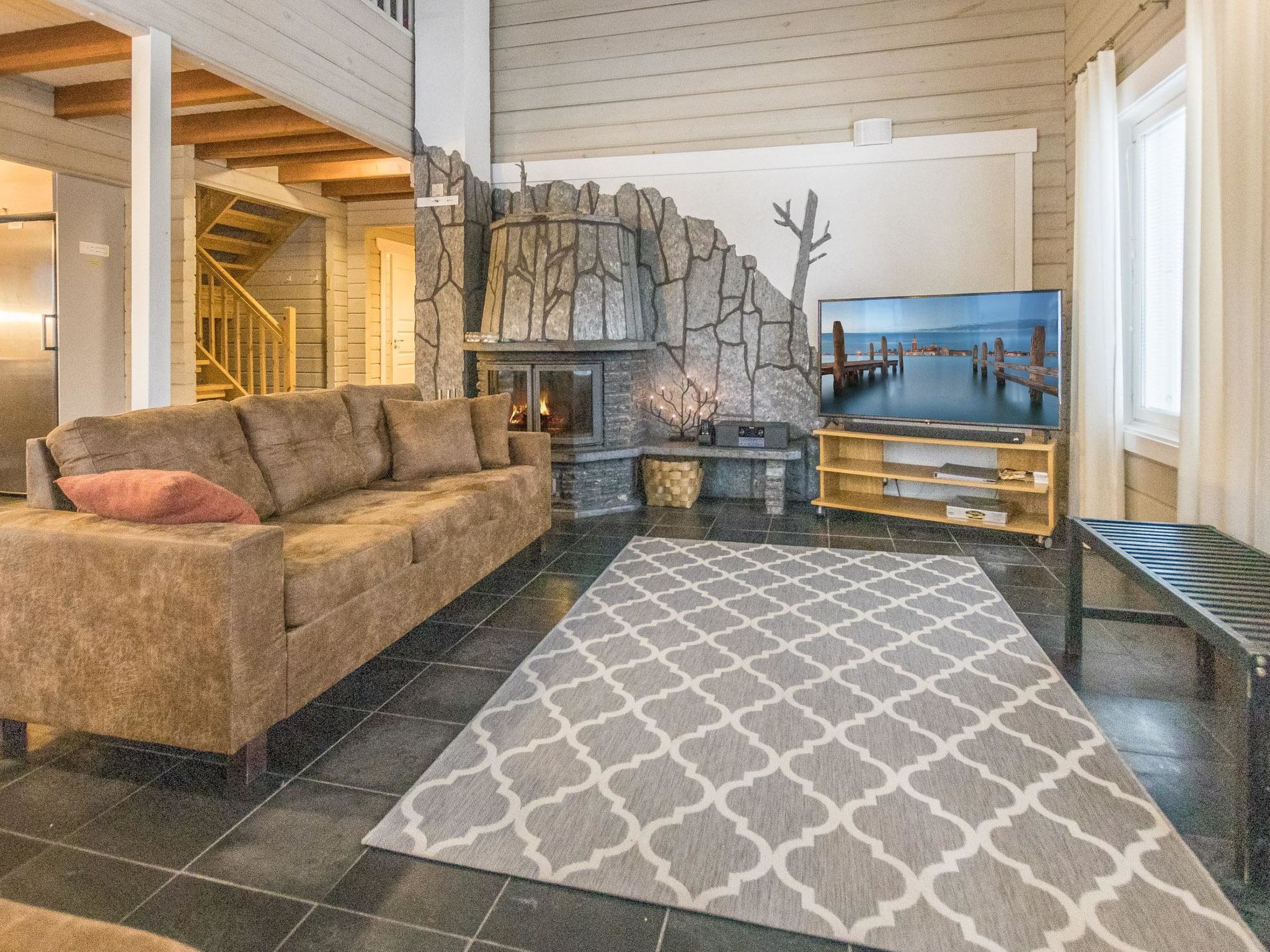 Uulanlinna a, paritalo-Binnen