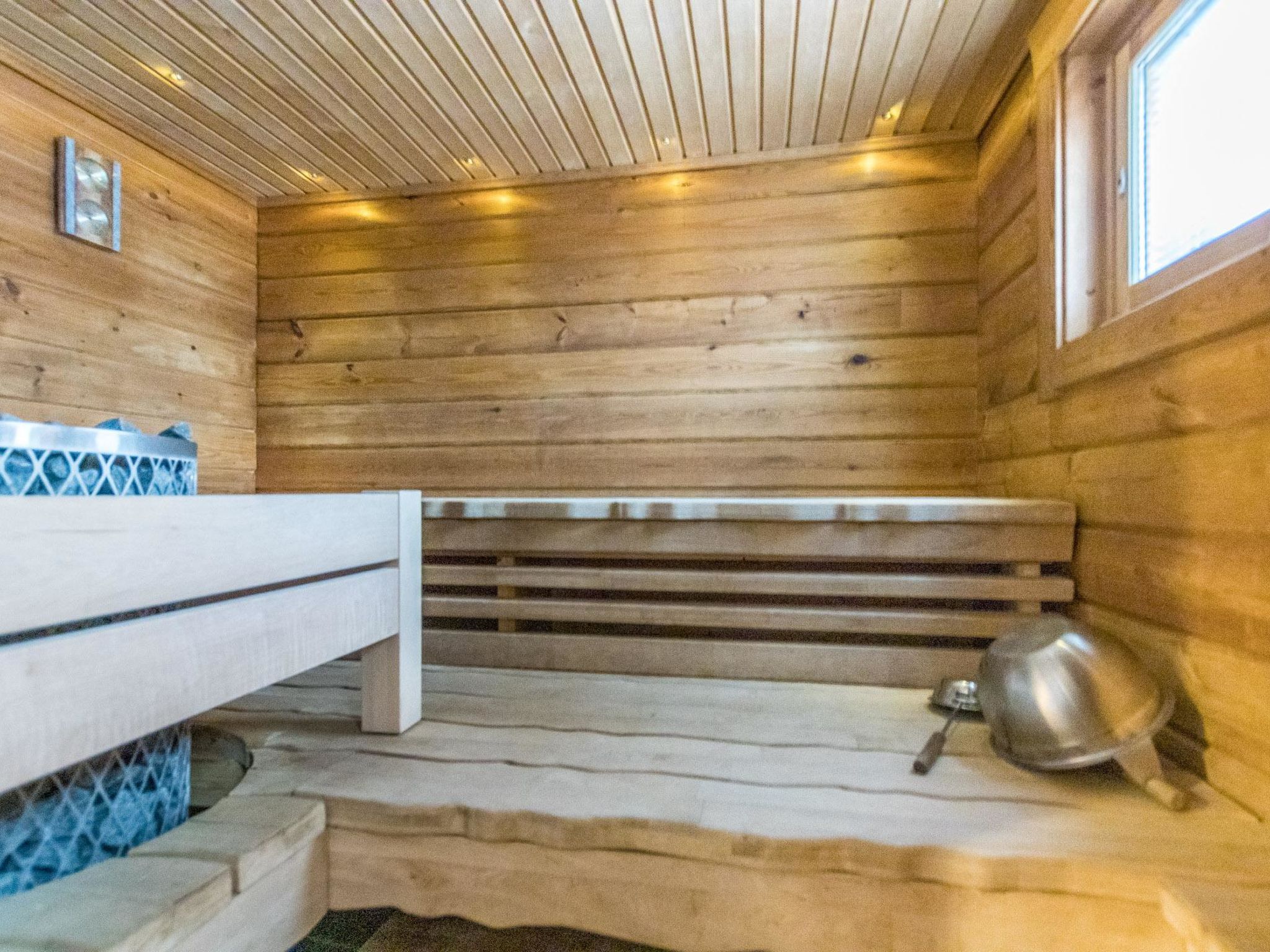 Uulanlinna a, paritalo-Binnen