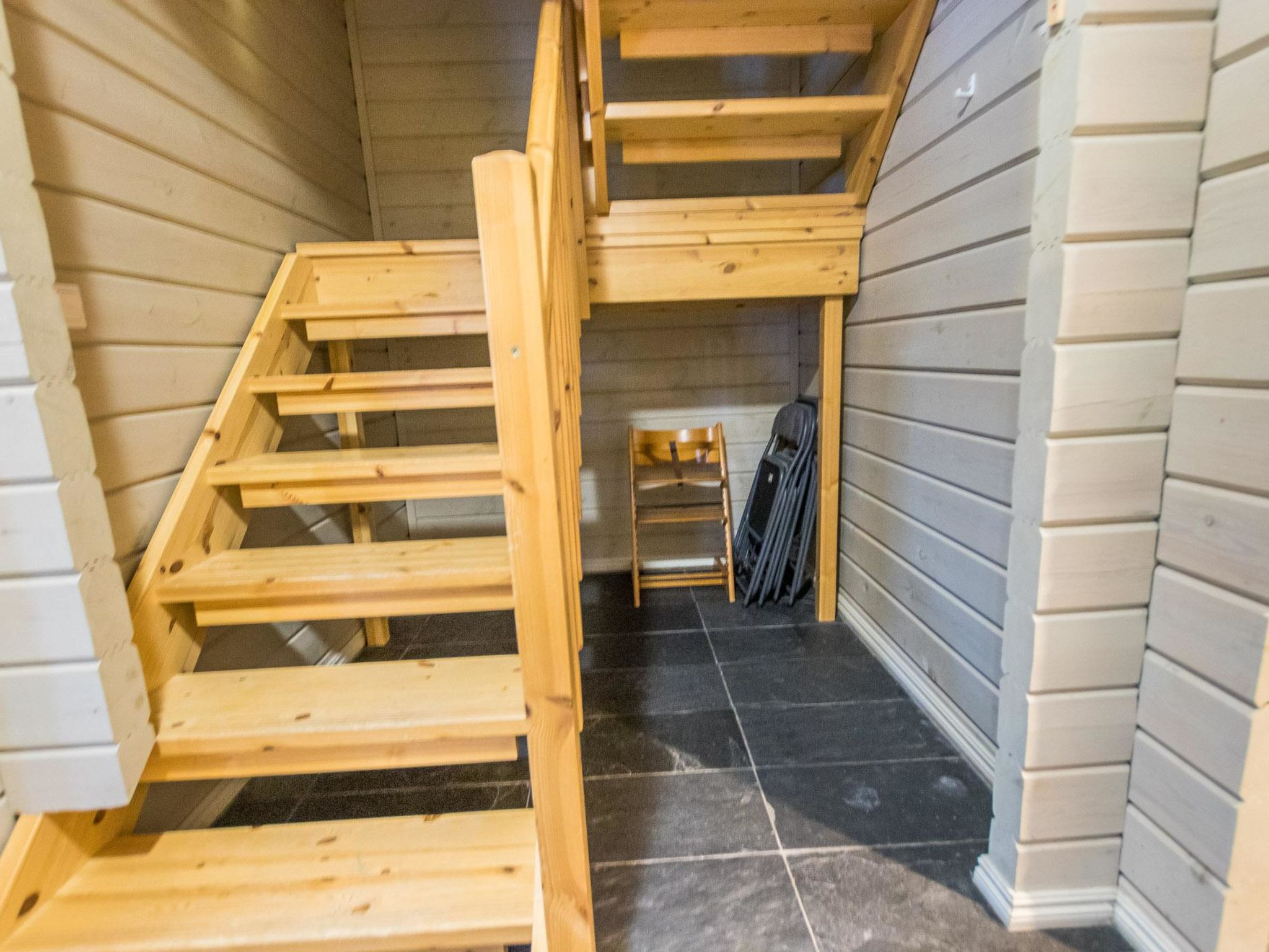 Uulanlinna a, paritalo-Binnen