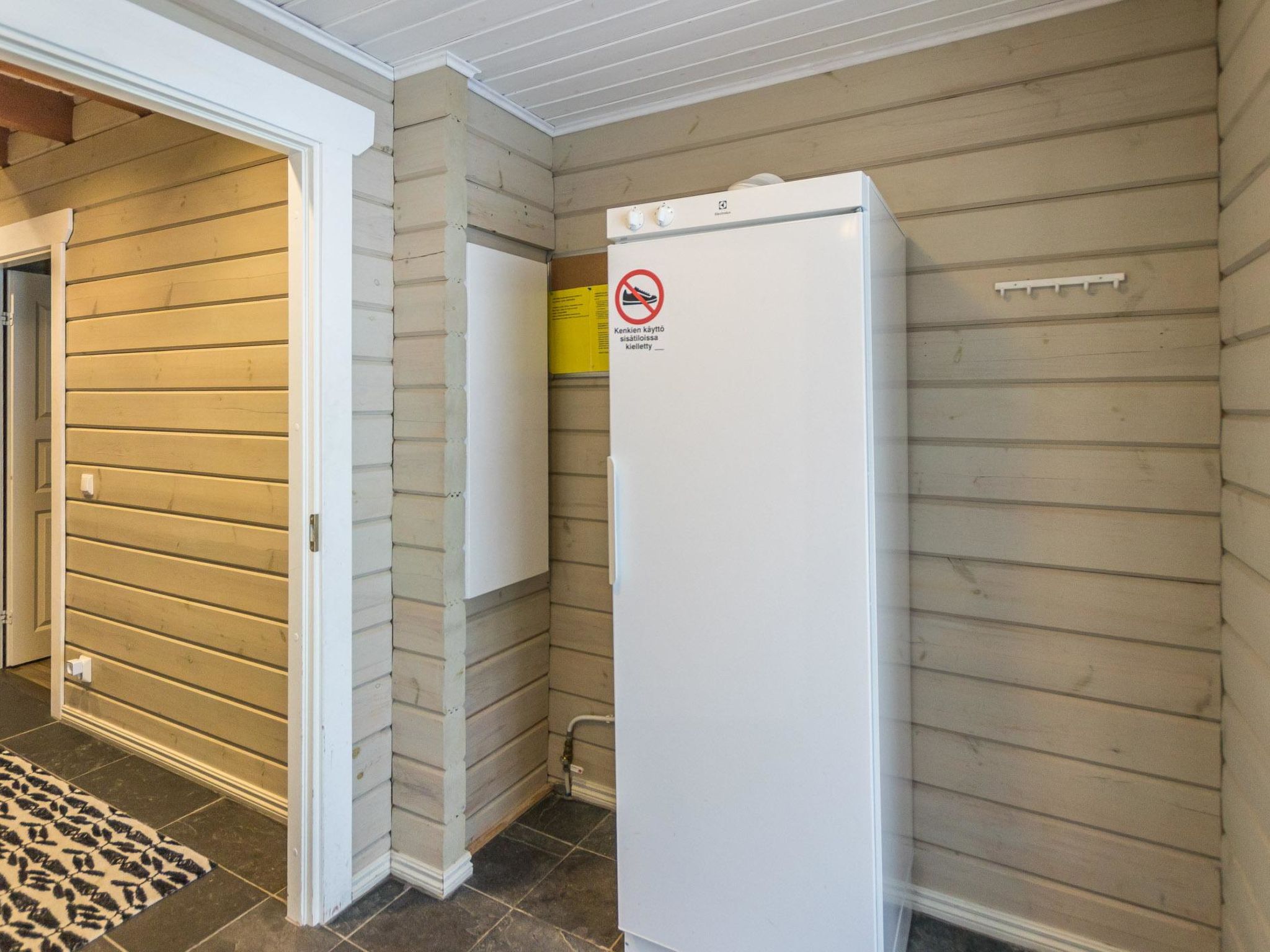 Uulanlinna a, paritalo-Binnen