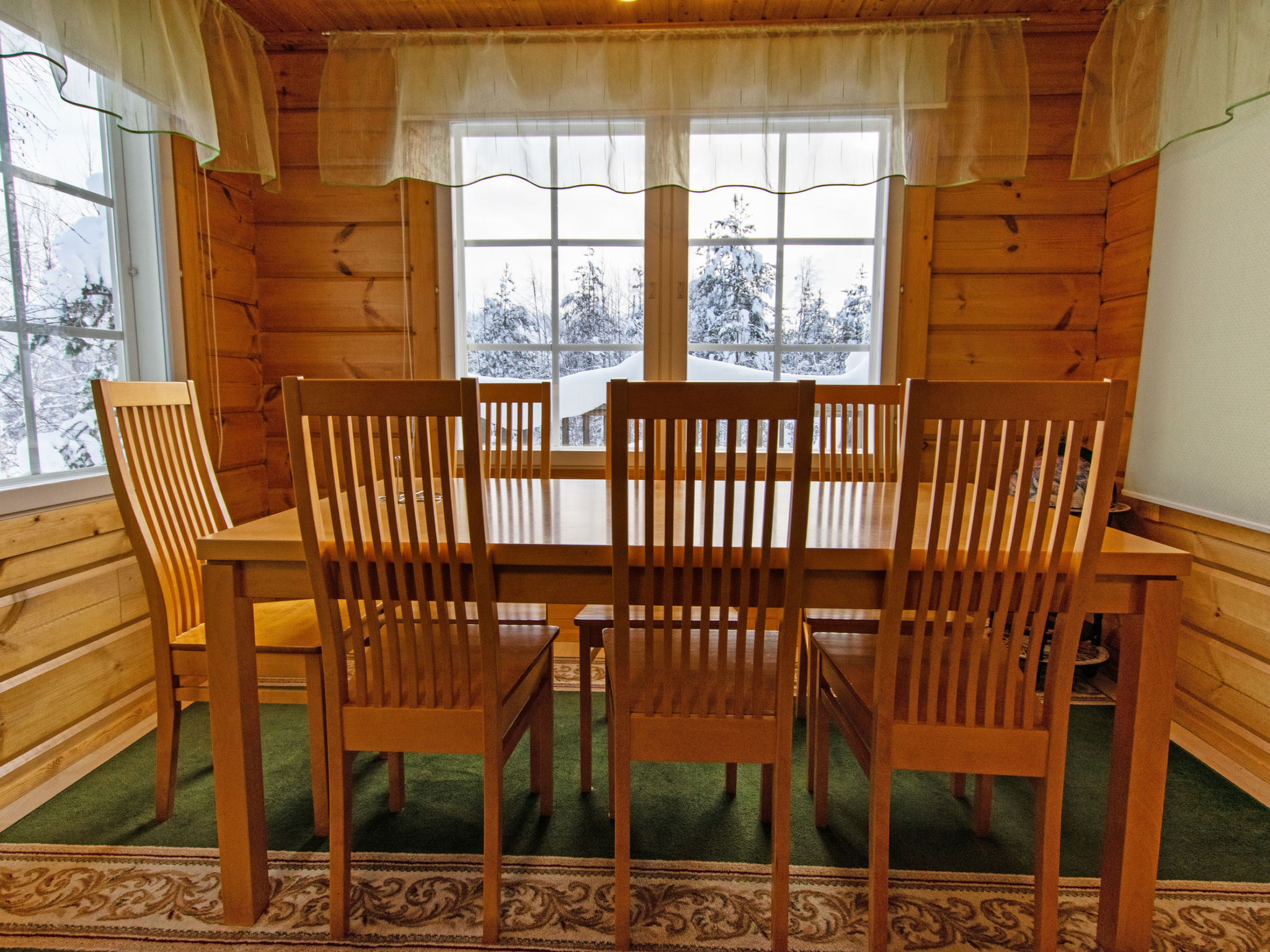 Lomataivas mökki - Inside