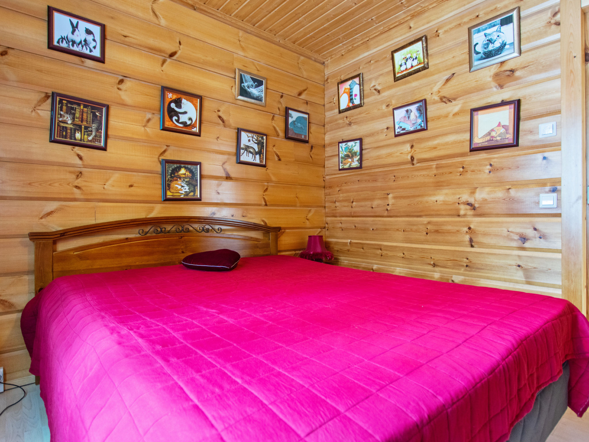 Lomataivas mökki - Inside