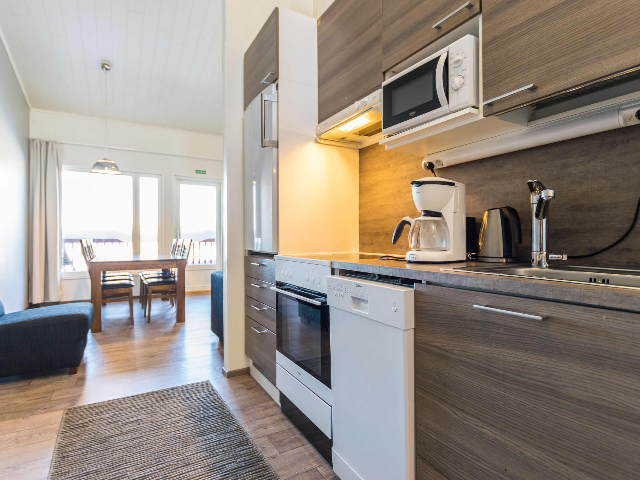 Skivillas 61 ukkohalla (b10) - Drinnen