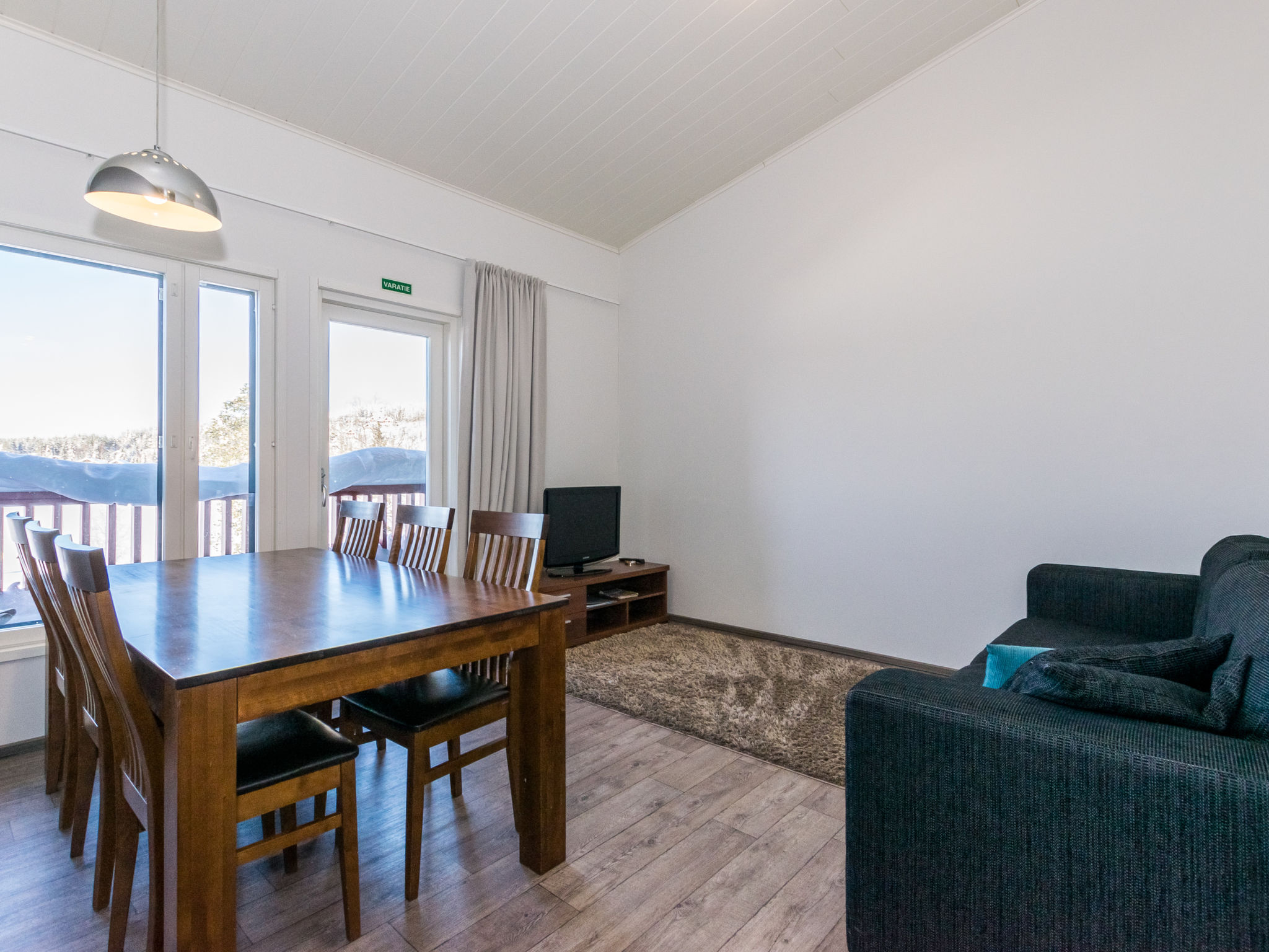 Skivillas 61 ukkohalla (b10) - Drinnen