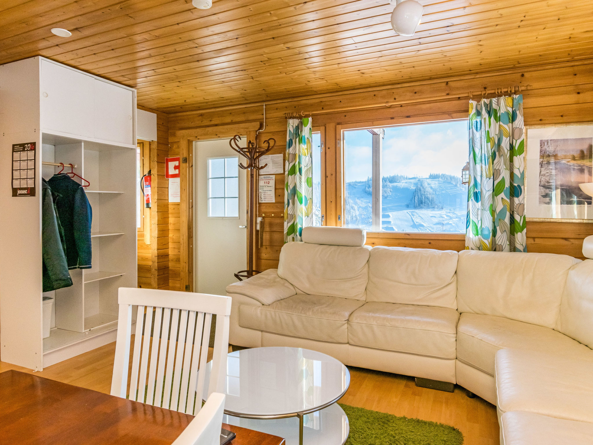 Alppikylä 3a - Inside