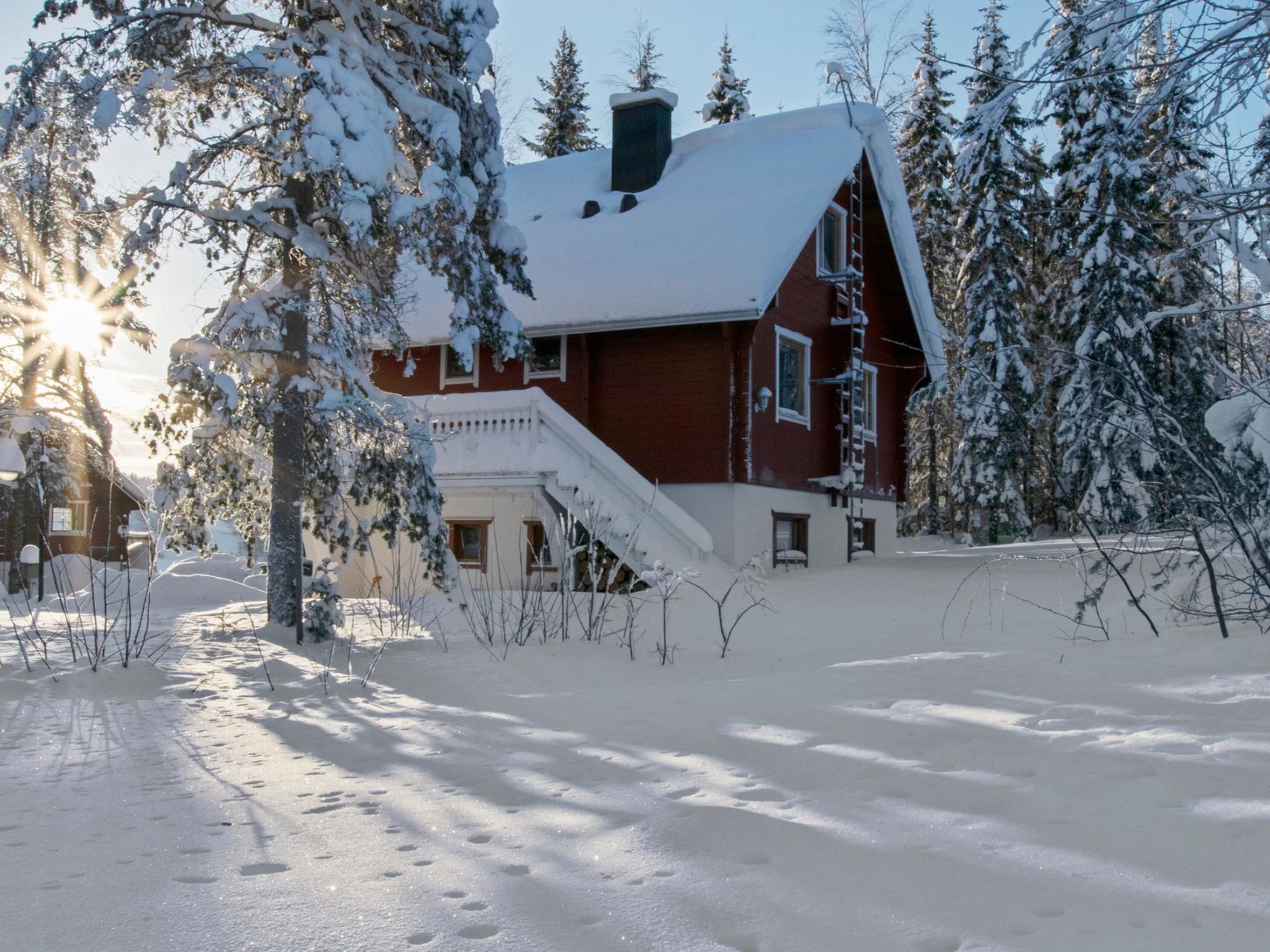 Kulma-alpit b paritalon alak-Binnen