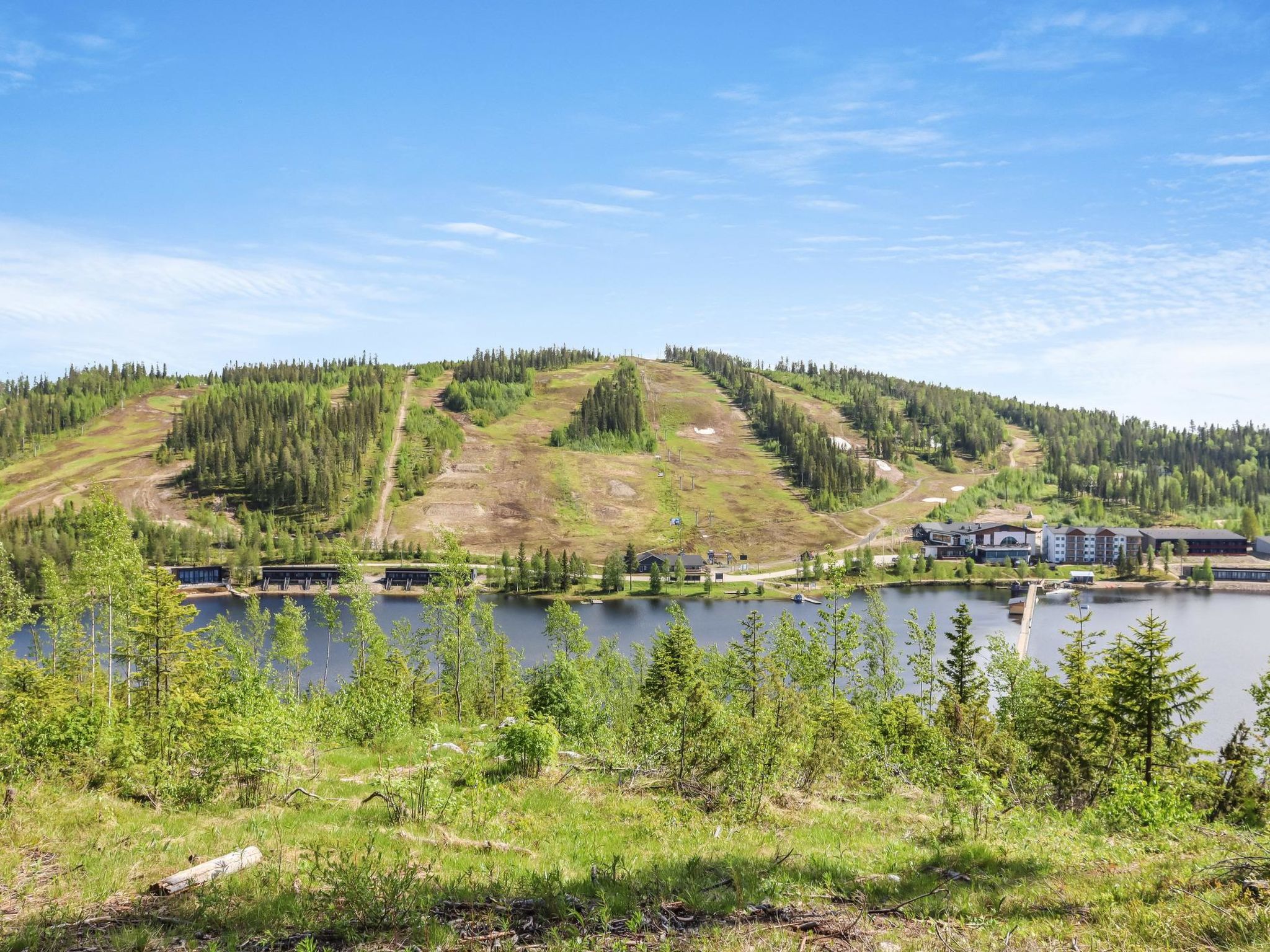Ukonpuoti b13 kerrostalo-Binnen