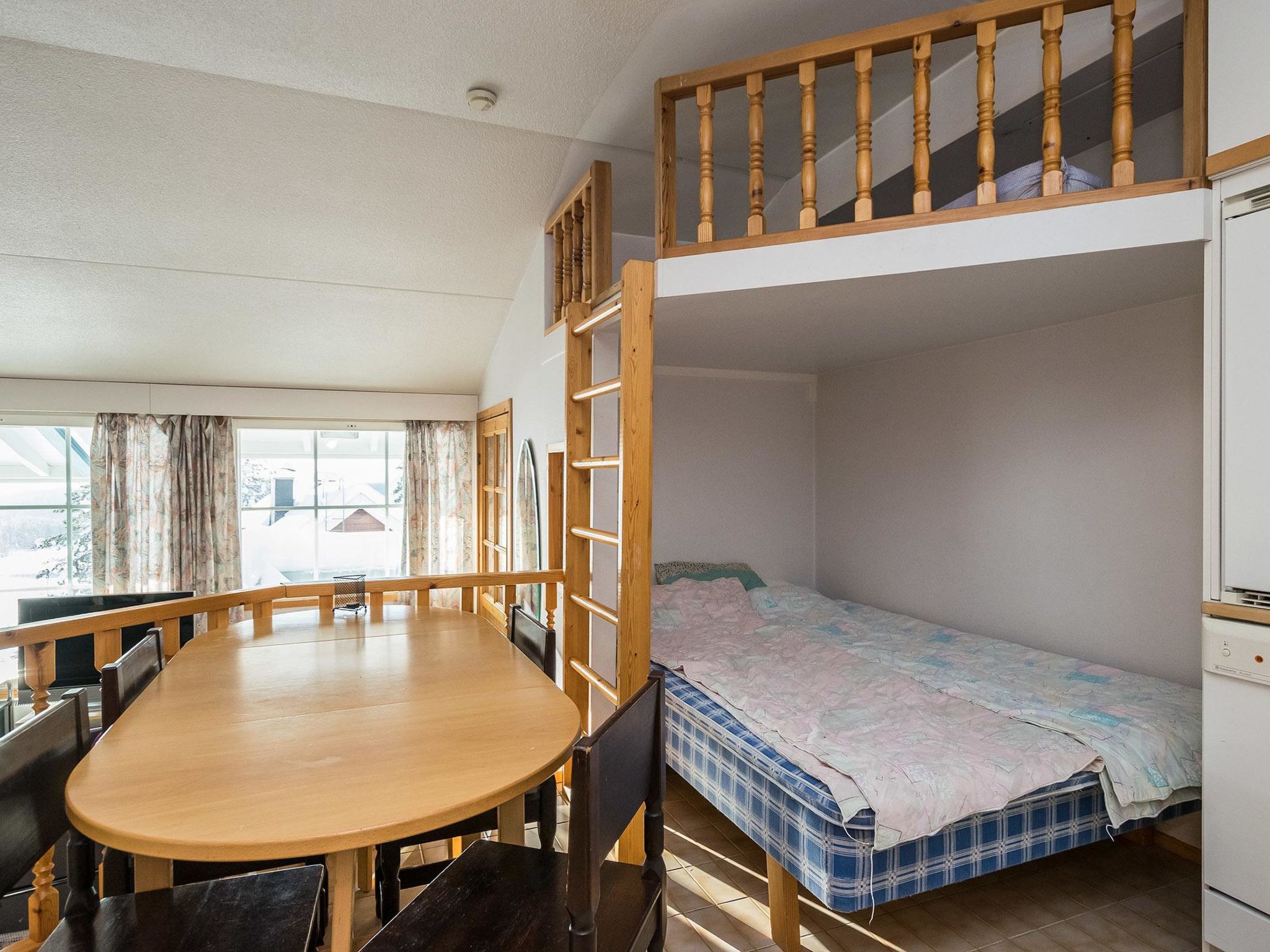 Ukonpuoti b13 kerrostalo-Binnen