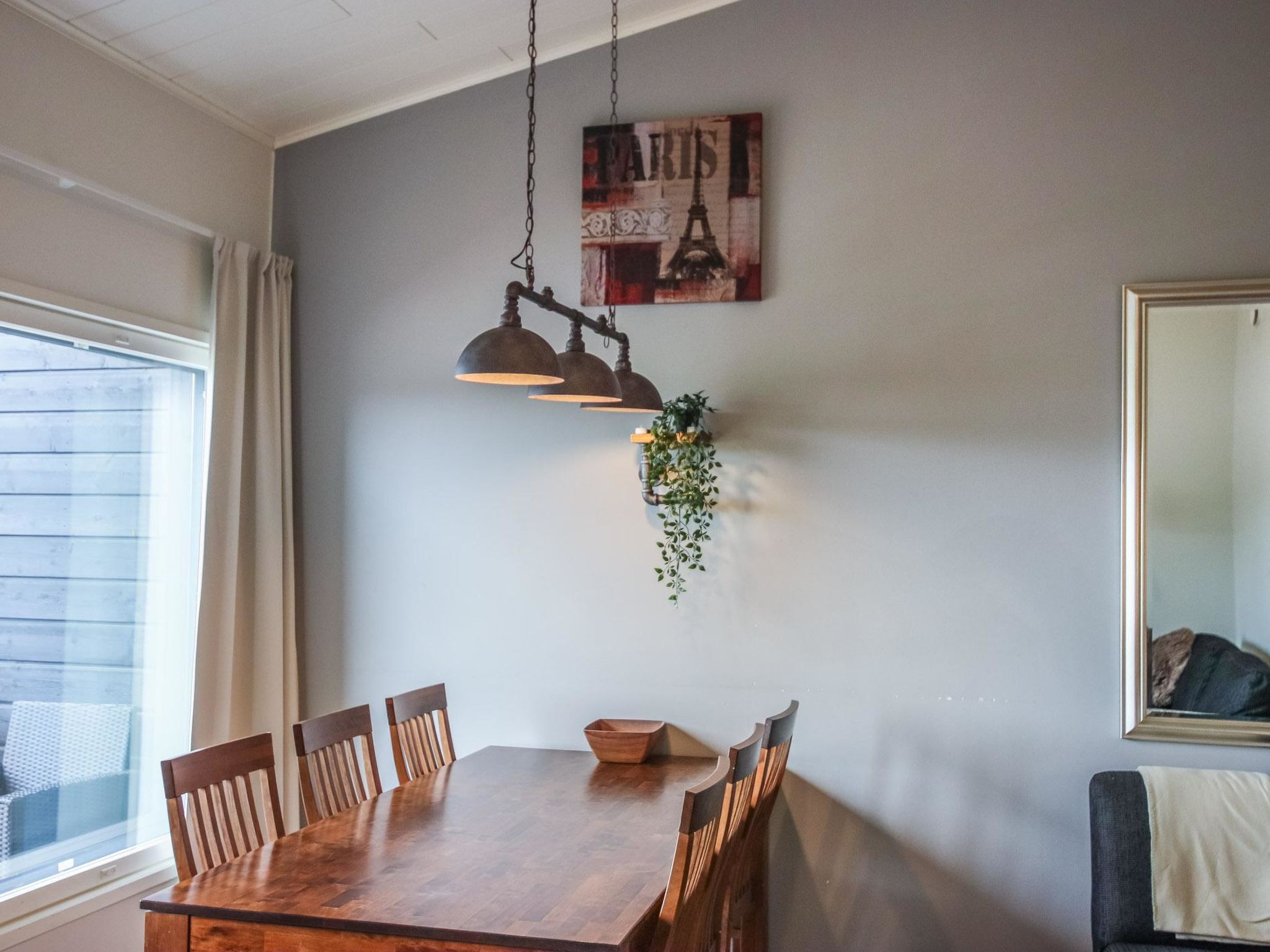 Skivillas 61 ukkohalla (b3)-Binnen