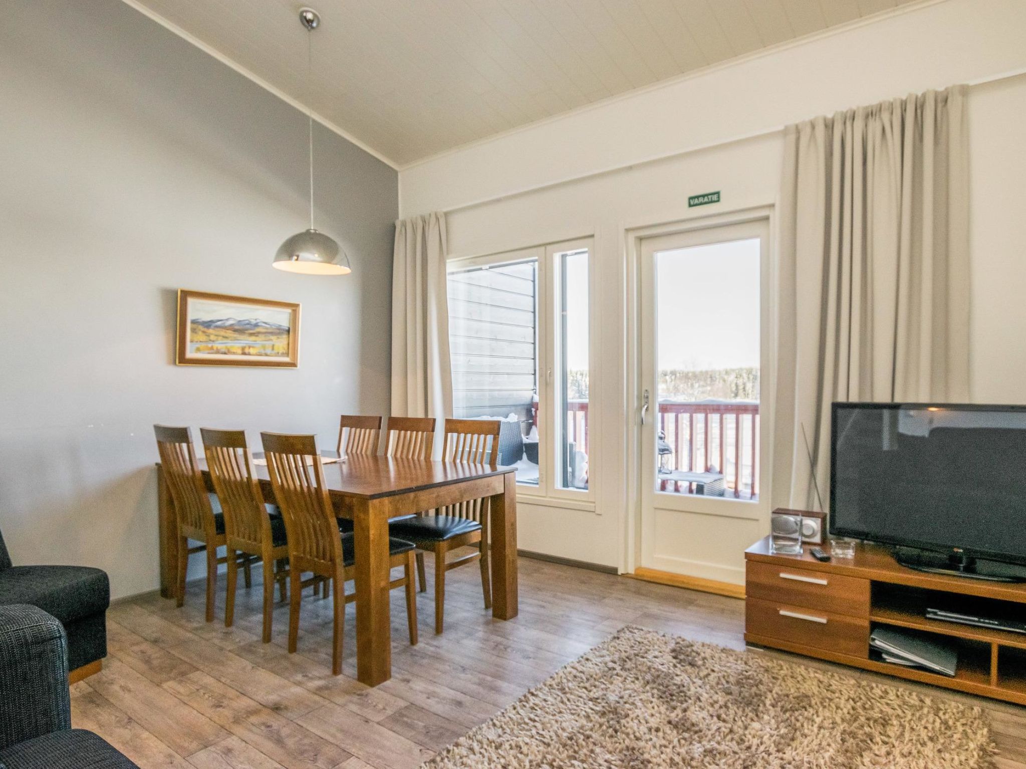 Skivillas 61 ukkohalla (b2) - Binnen