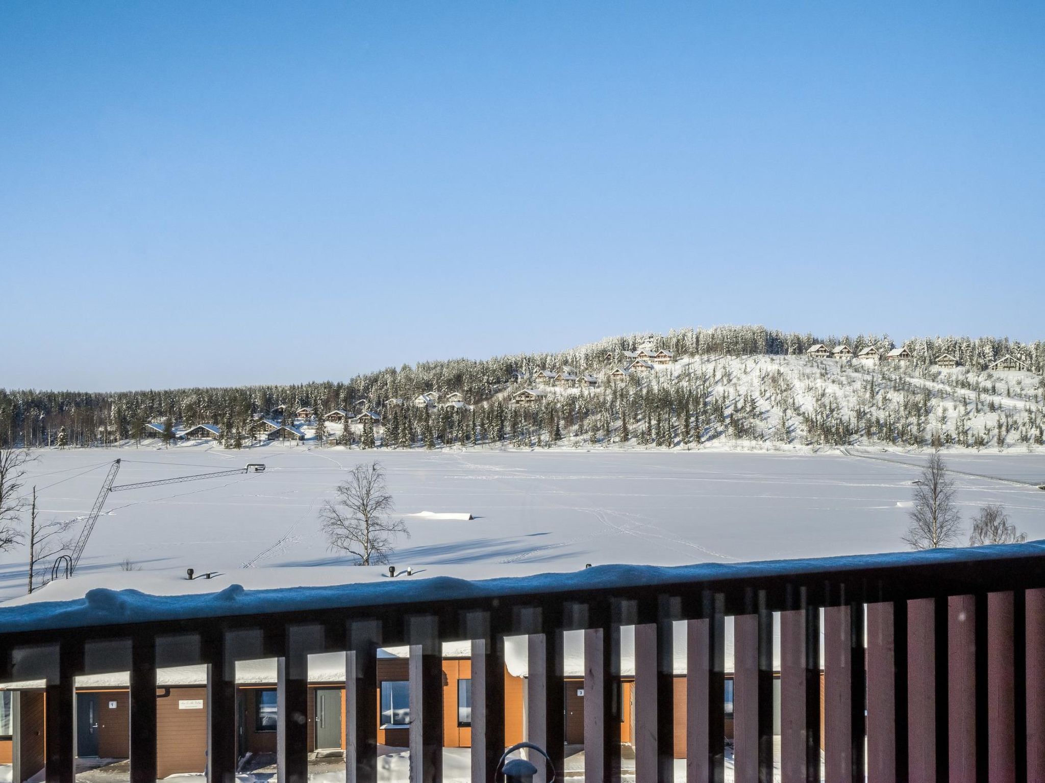 Skivillas 61 ukkohalla (b2) - Binnen