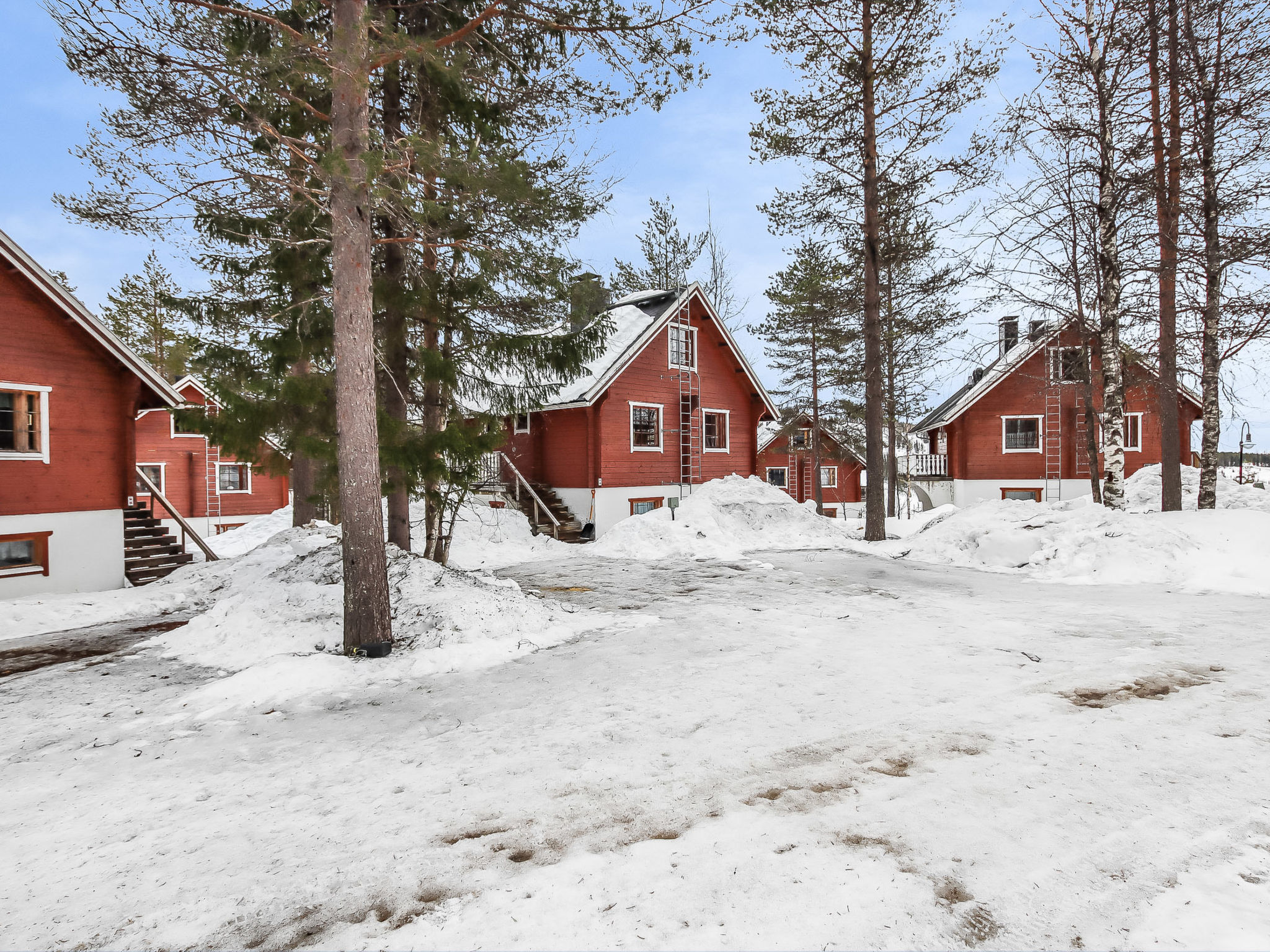 Alppikylä 4a - Drinnen