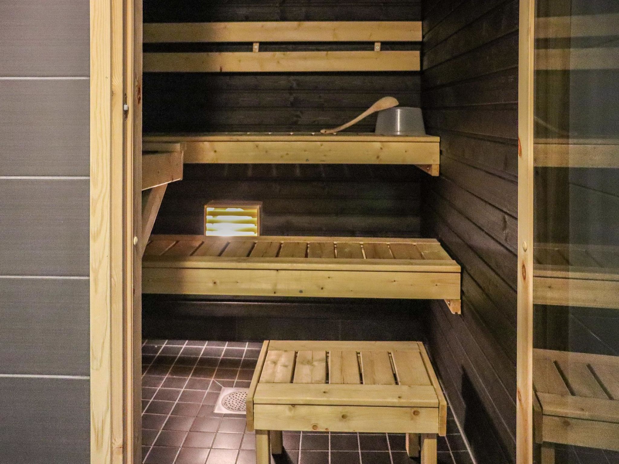 Skivillas 47 ukkohalla (a7)-Binnen