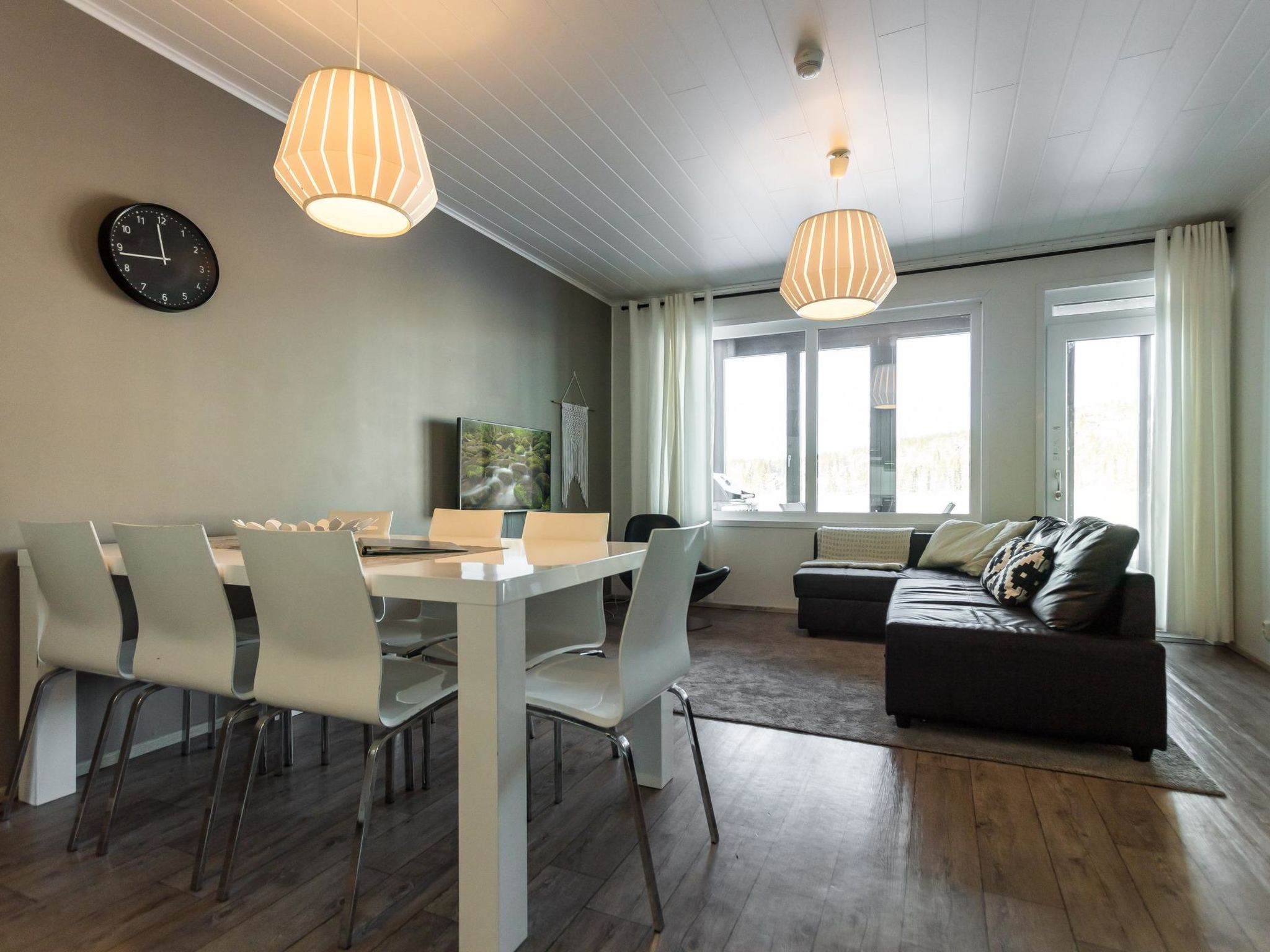 Sun&skivillas 5. (3mh)-Binnen