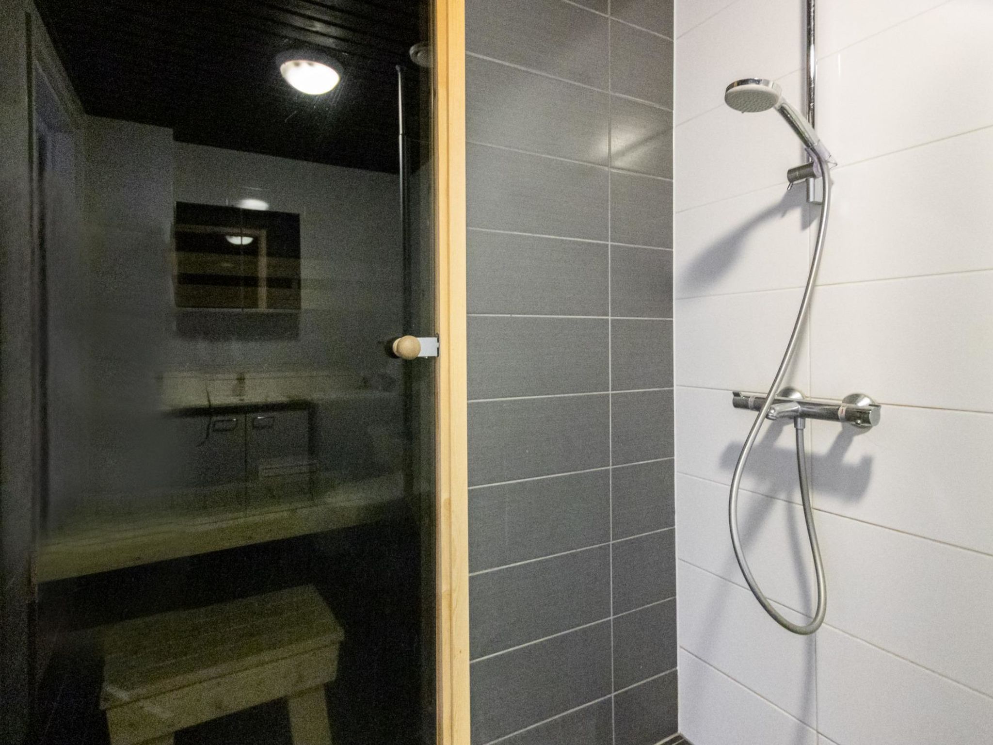 Skivillas 47 ukkohalla (a8)-Binnen