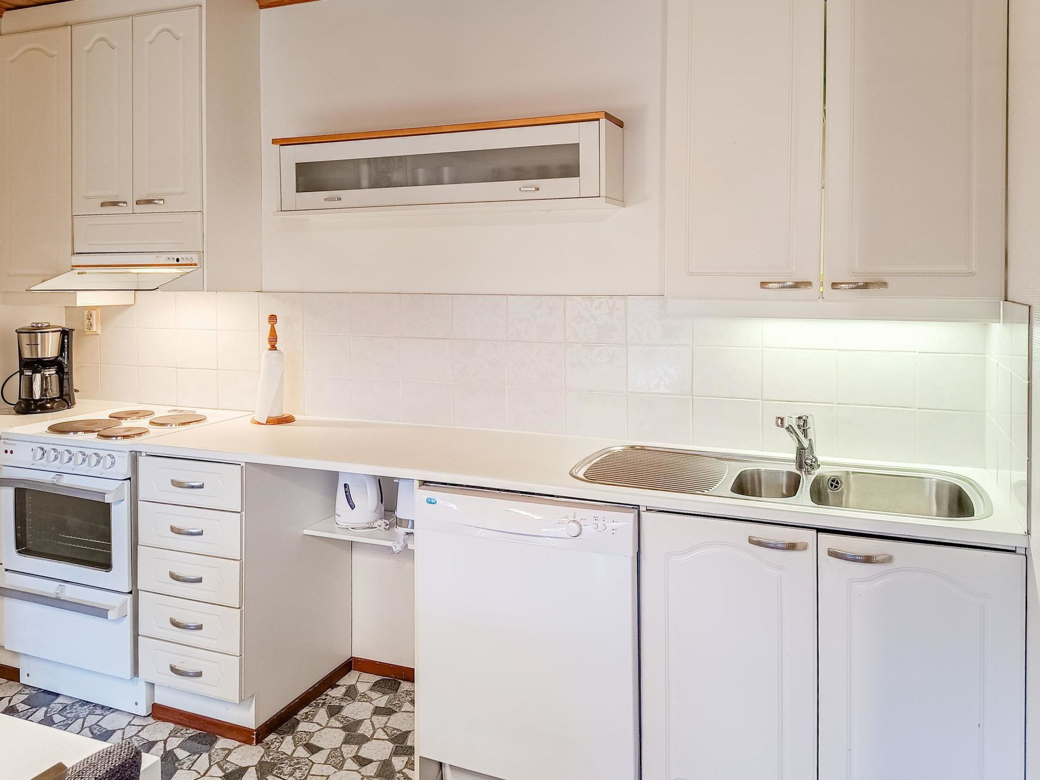 Mukalilla, paritalo sis loppusiivouksen-Inside