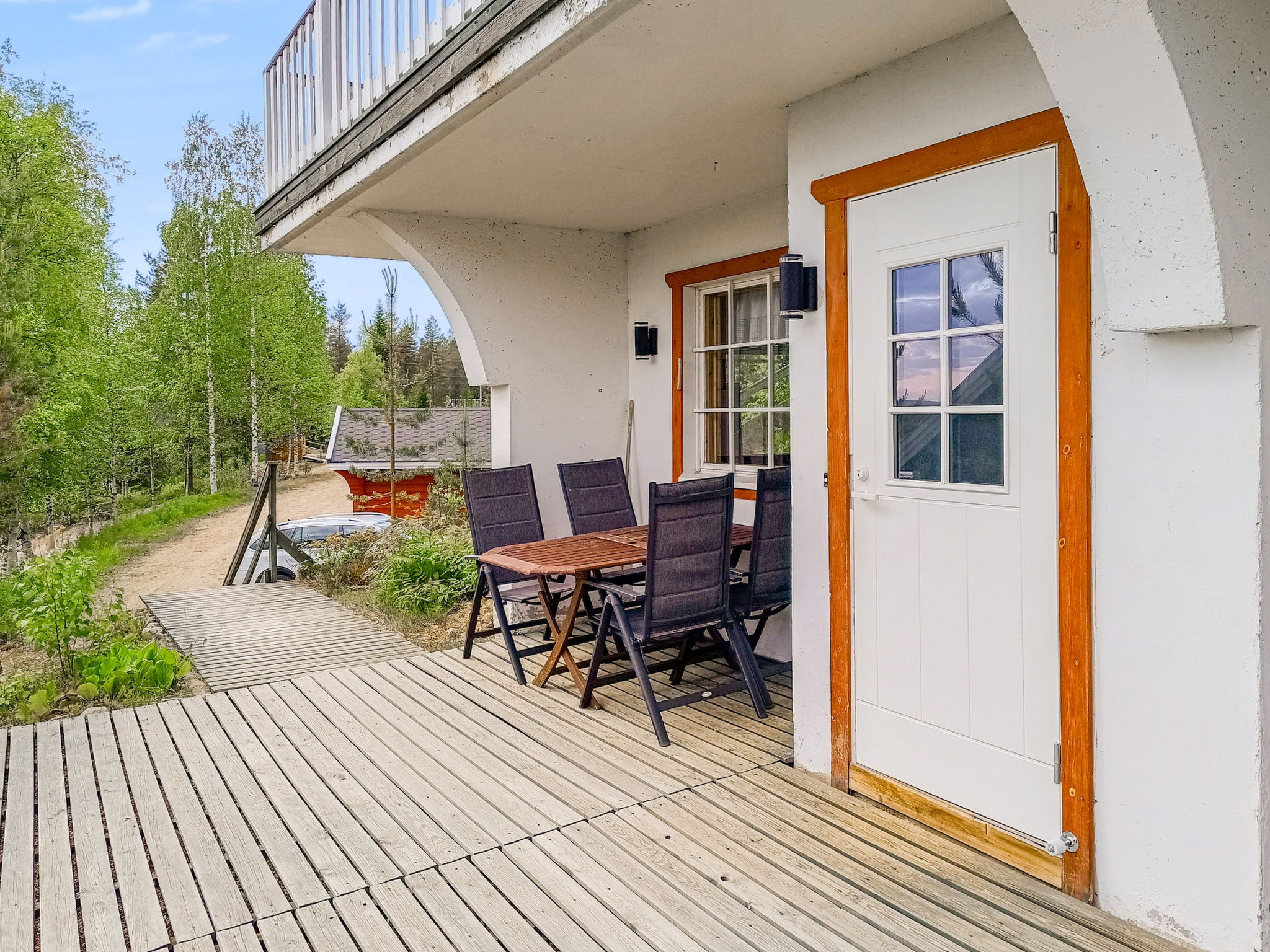 Mukalilla, paritalo sis loppusiivouksen - Inside