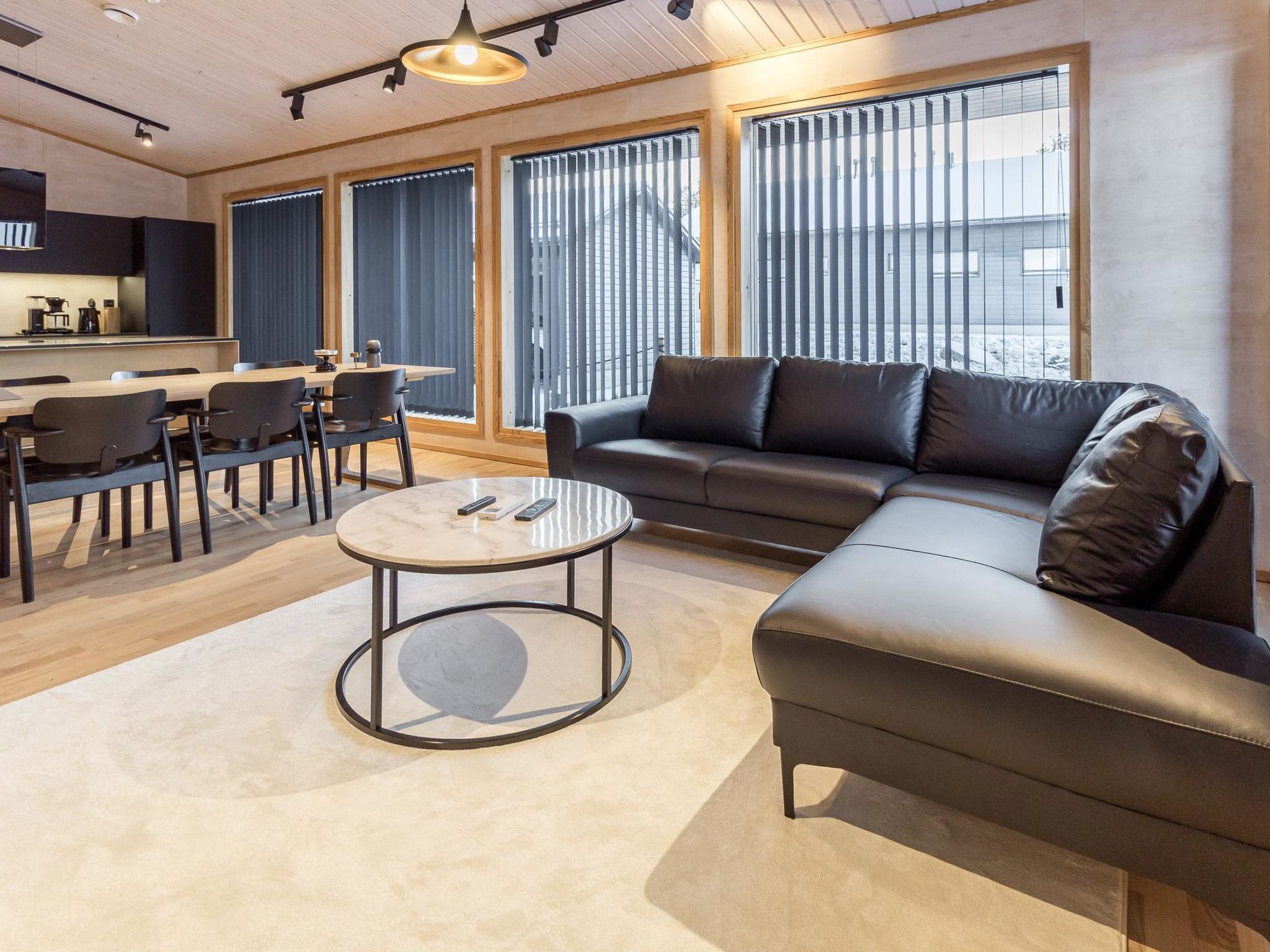 Villa plywood-Binnen