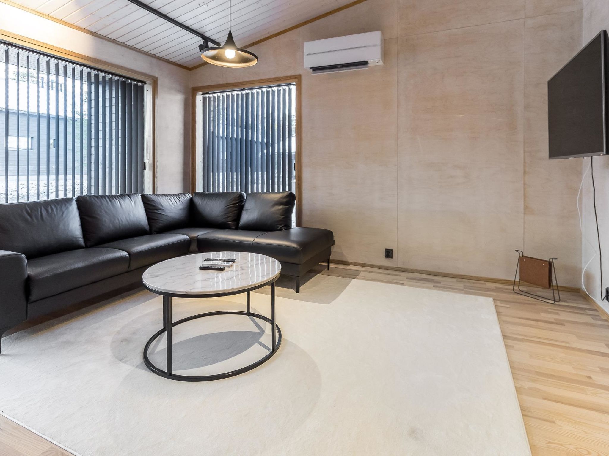 Villa plywood-Binnen