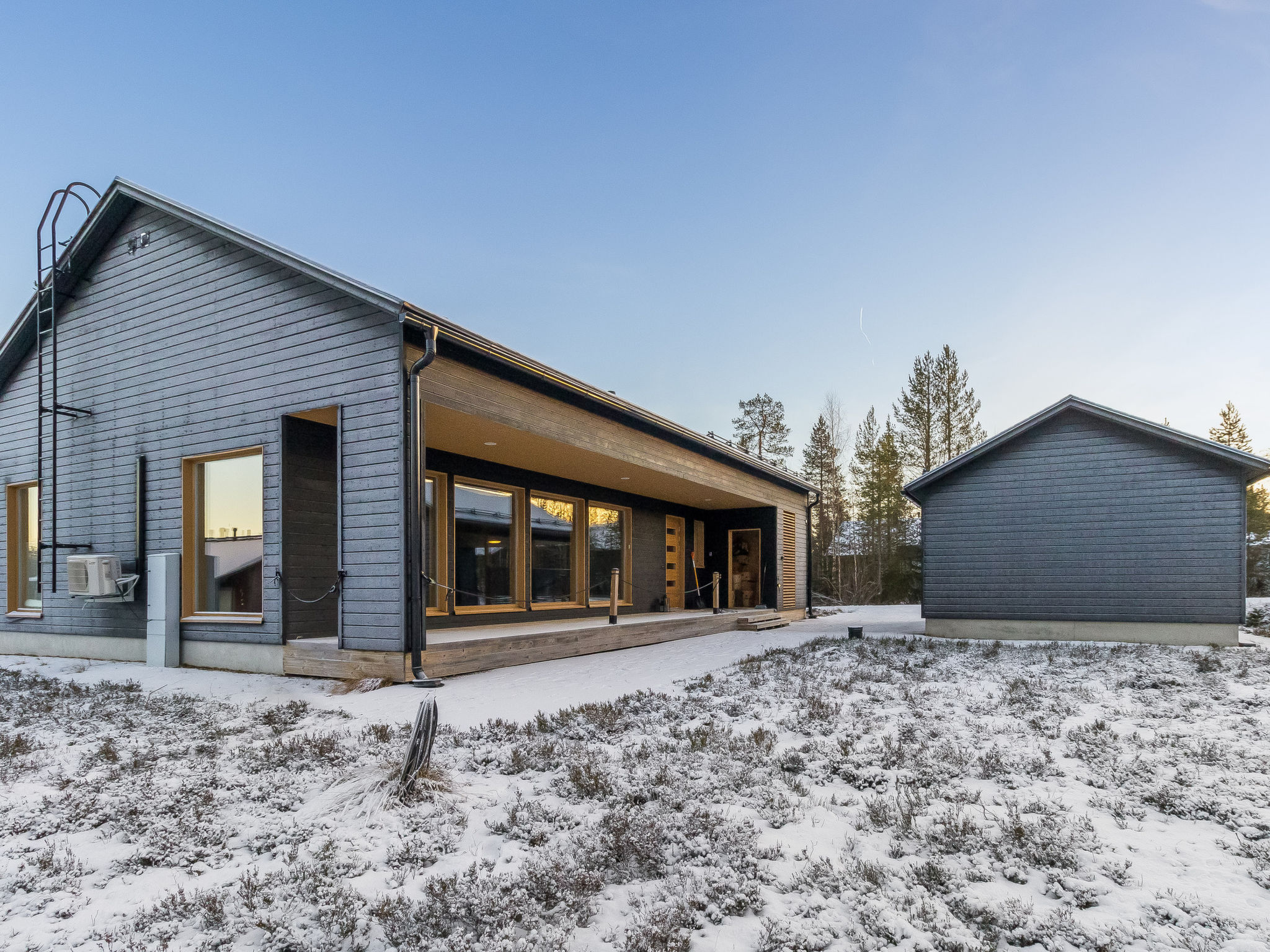 Villa plywood