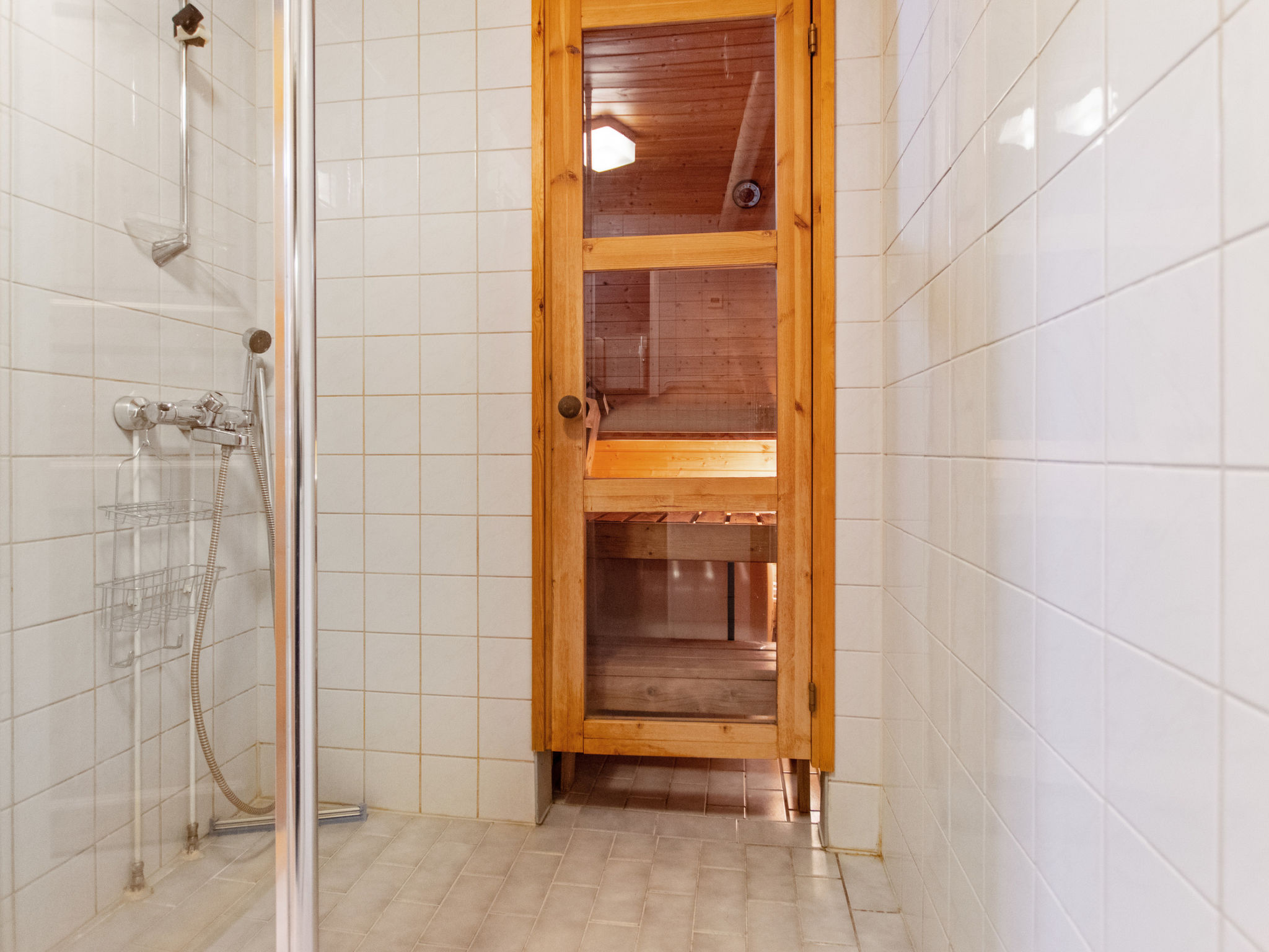 Maison Lomarivi b1 – Intérieur, photo 26 sur 38