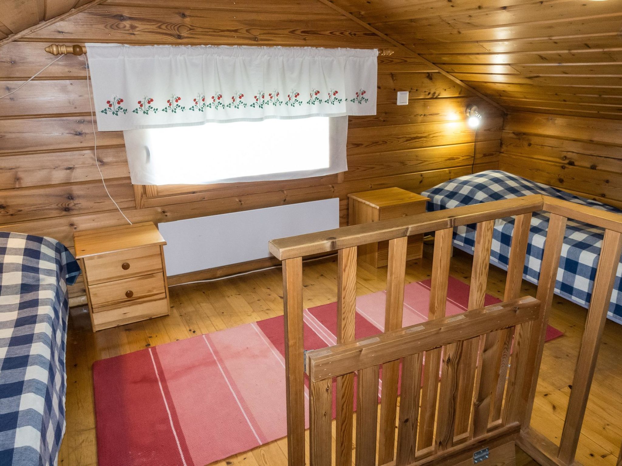 Mansikkaranta 2-Binnen