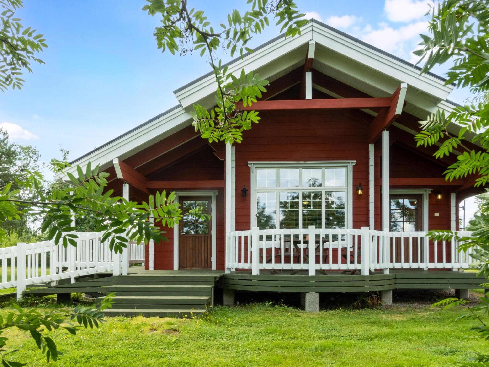 Mansikkaranta 3, osittain esteetön-Binnen