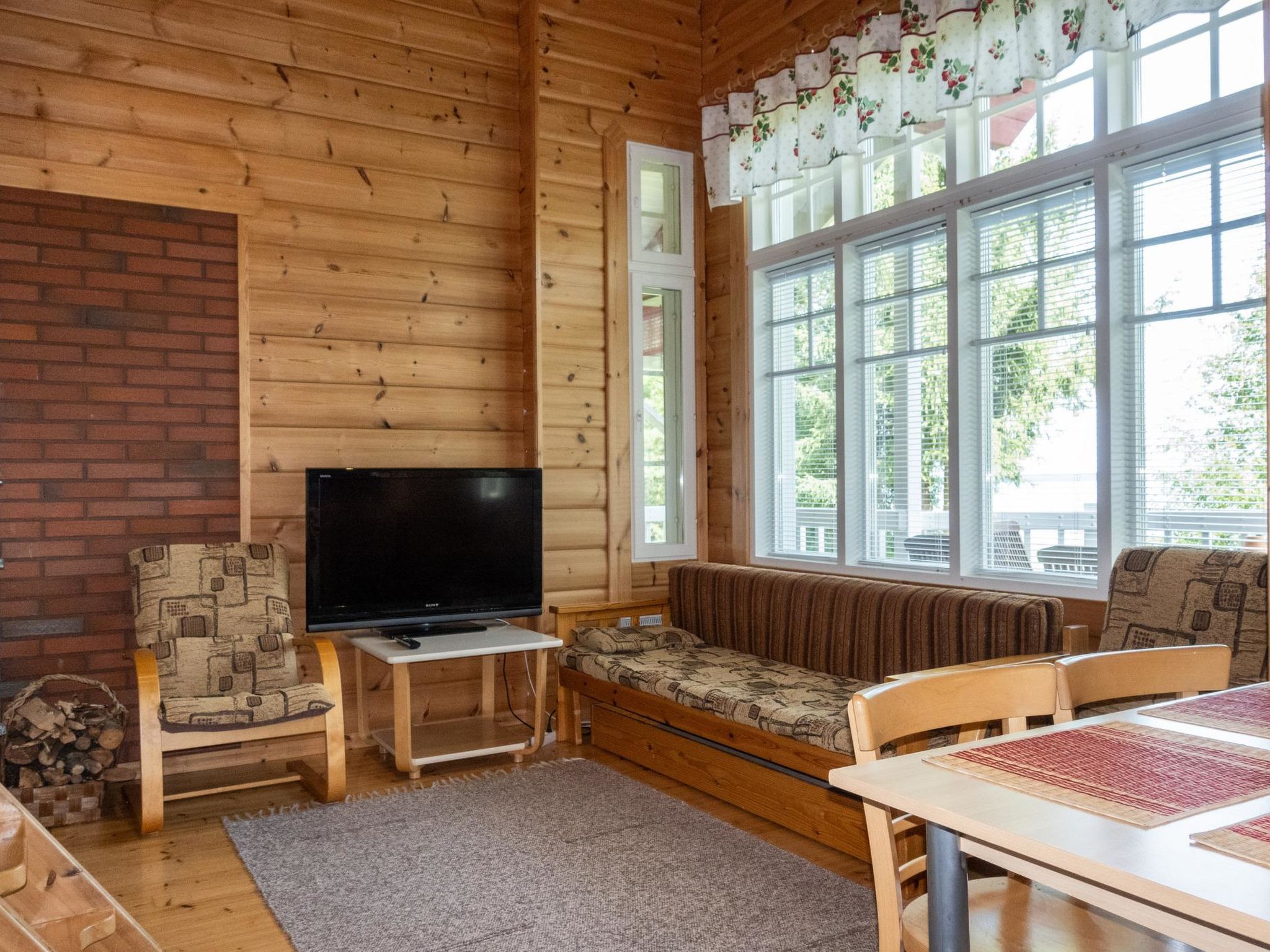 Mansikkaranta 3, osittain esteetön-Binnen