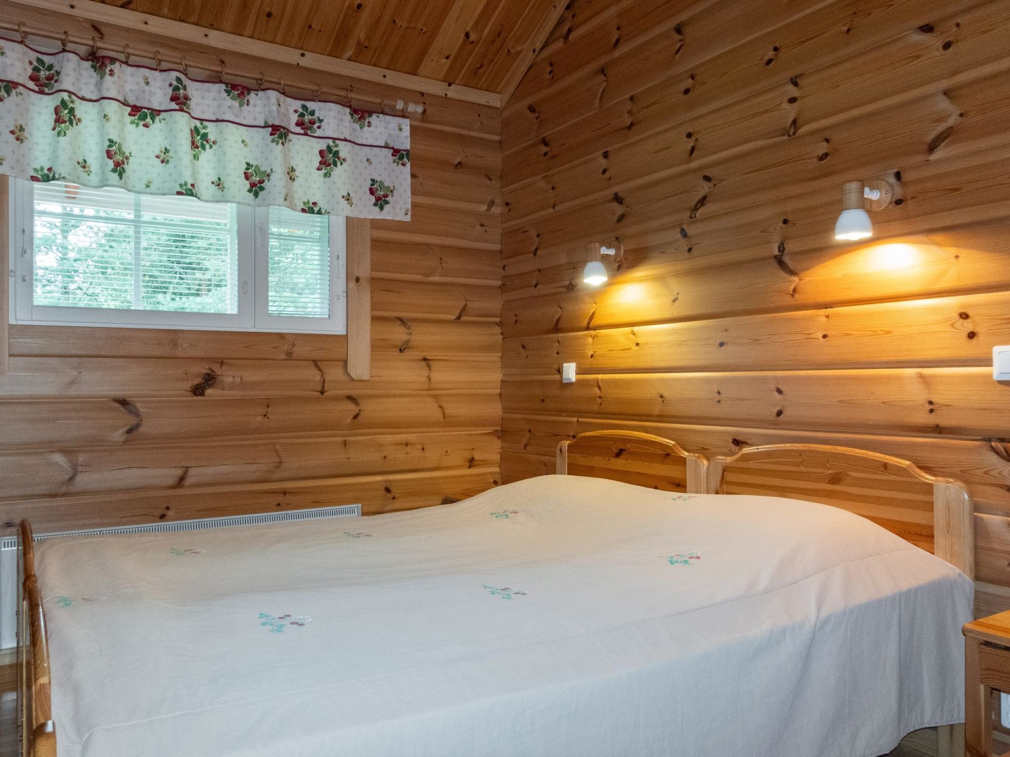 Mansikkaranta 3, osittain esteetön-Binnen