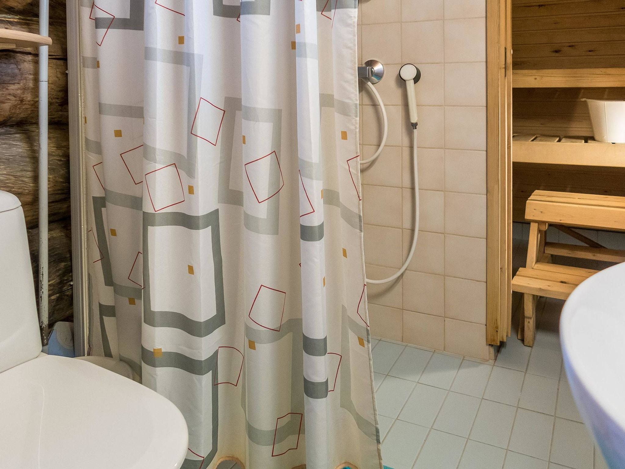 Vuokatinportti b 8-Inside