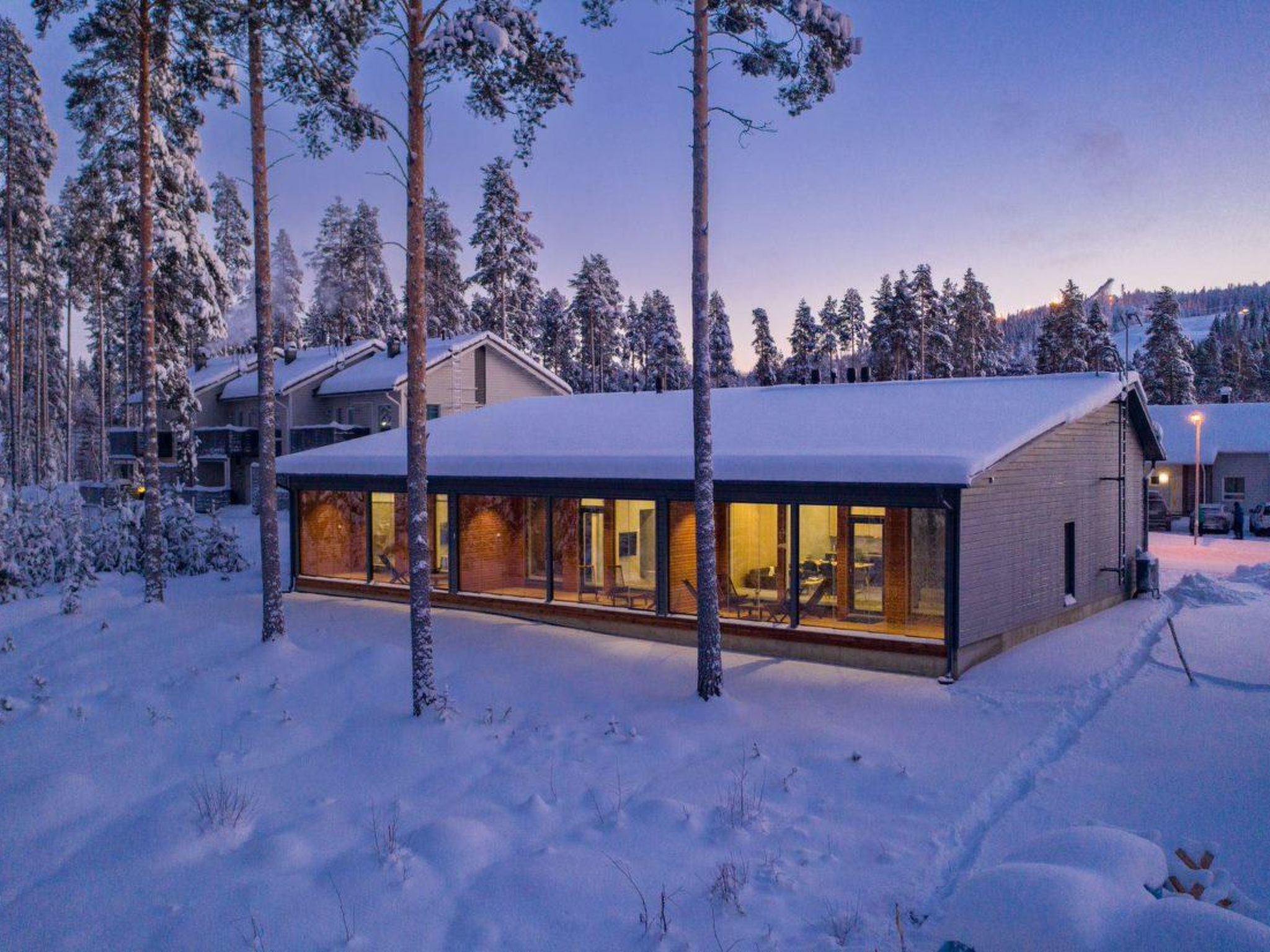 Do you want quality, activity and easy living of your holiday? This new destination has everything you need for a relaxing holiday. When you step in the apartment, the view to the living room, and fro..