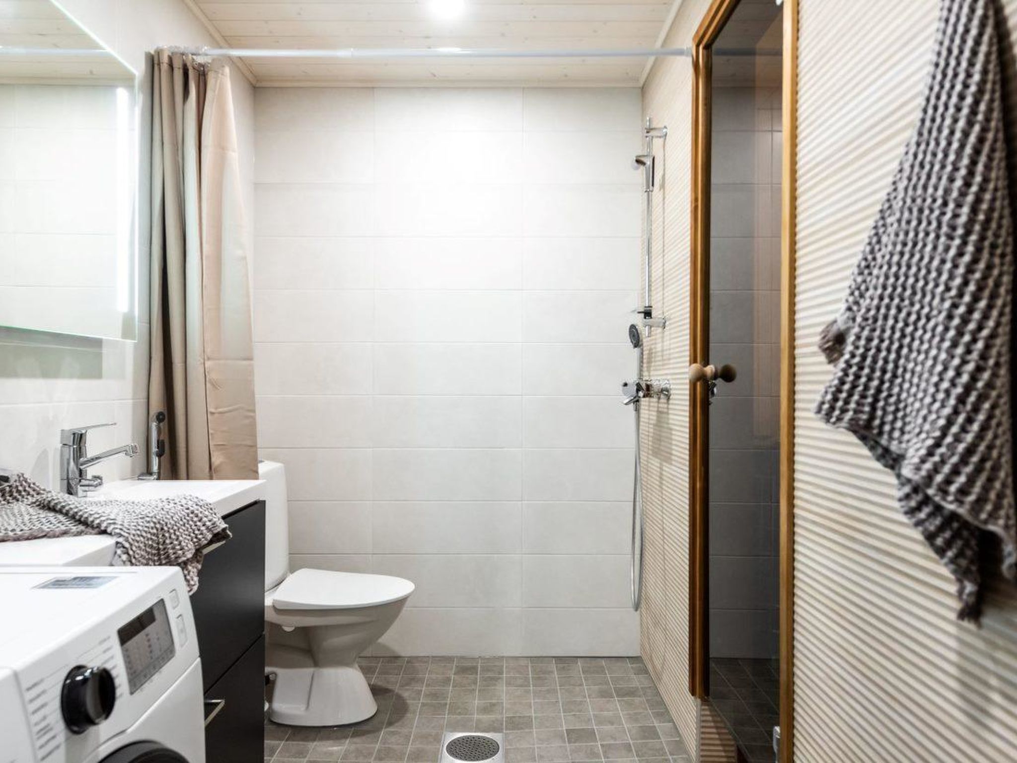 Riant appartement aan het water met sauna, vlakbij de skipistes van Vuokatti - foto 22
