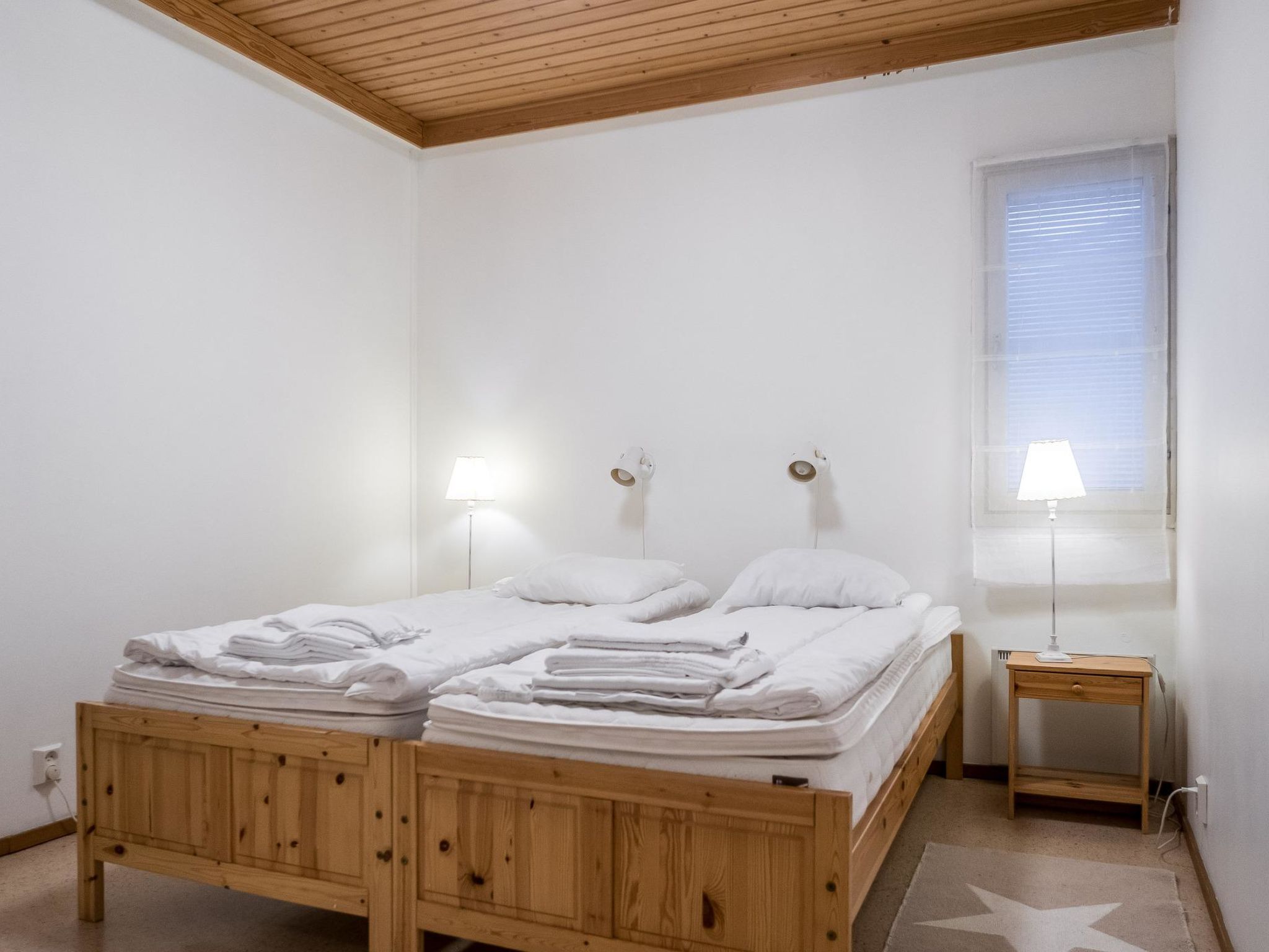 Lomakatti 10b-Binnen