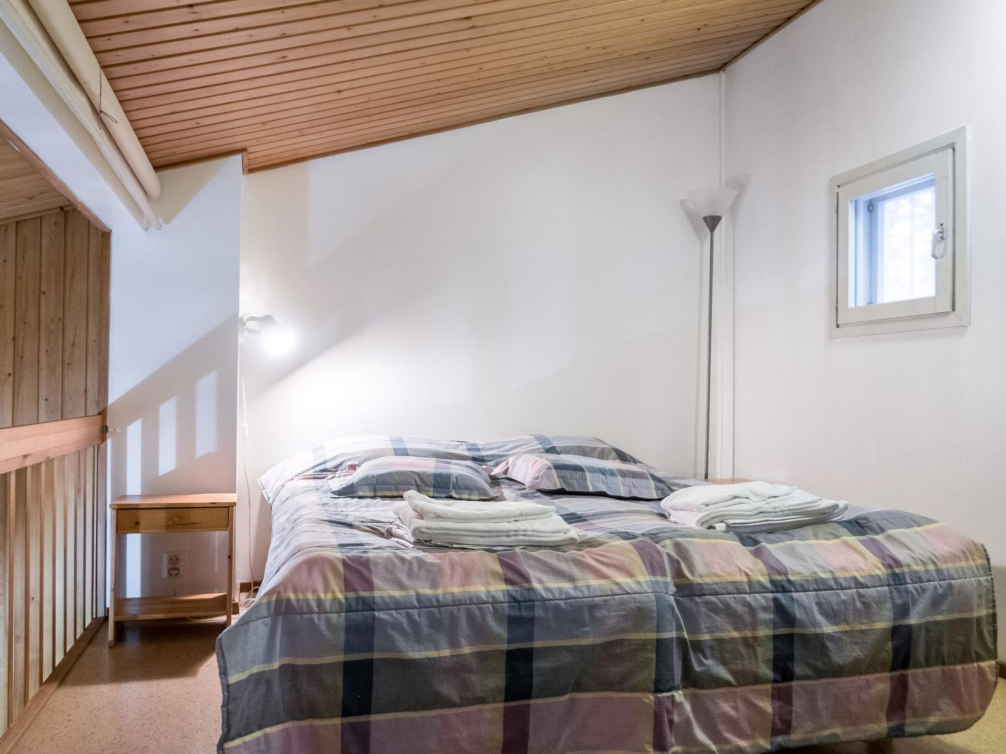 Lomakatti 10b-Binnen