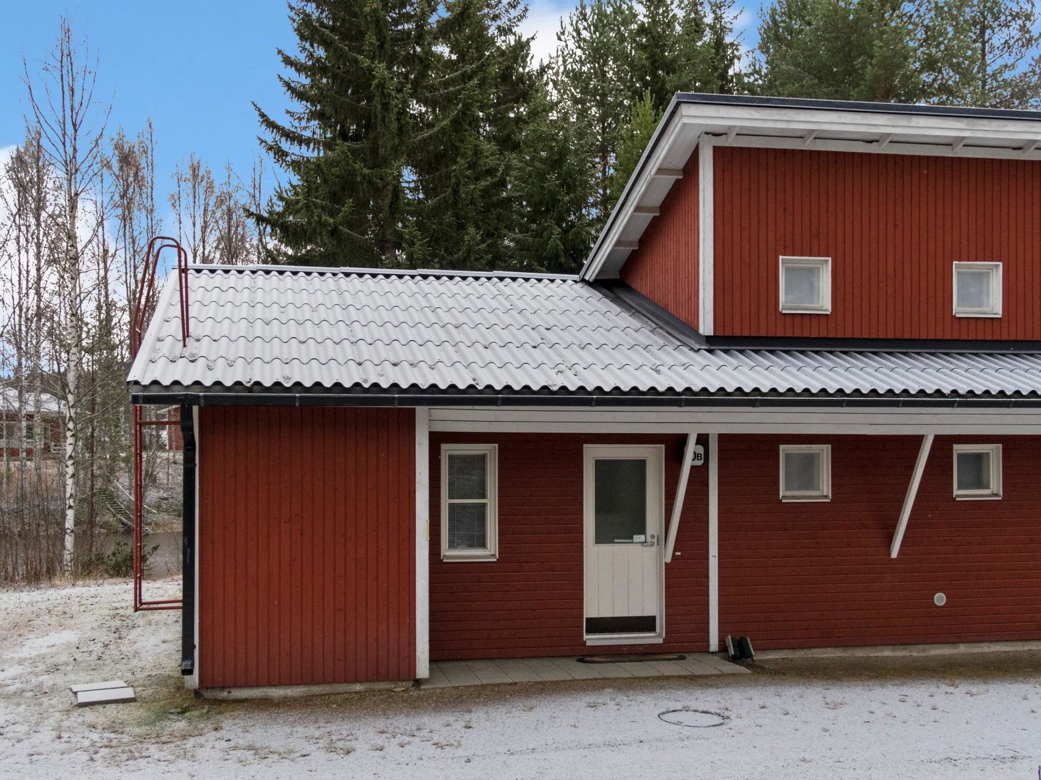 Lomakatti 10b-Binnen