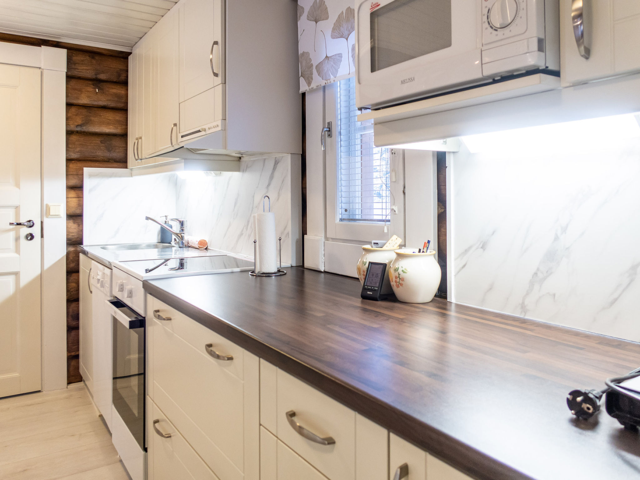 Linnanhelmi (ent. metsäpeura)-Inside