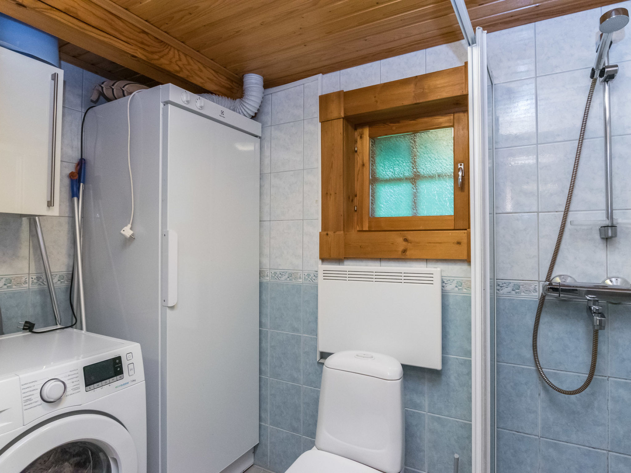 Linnanhelmi (ent. metsäpeura)-Inside