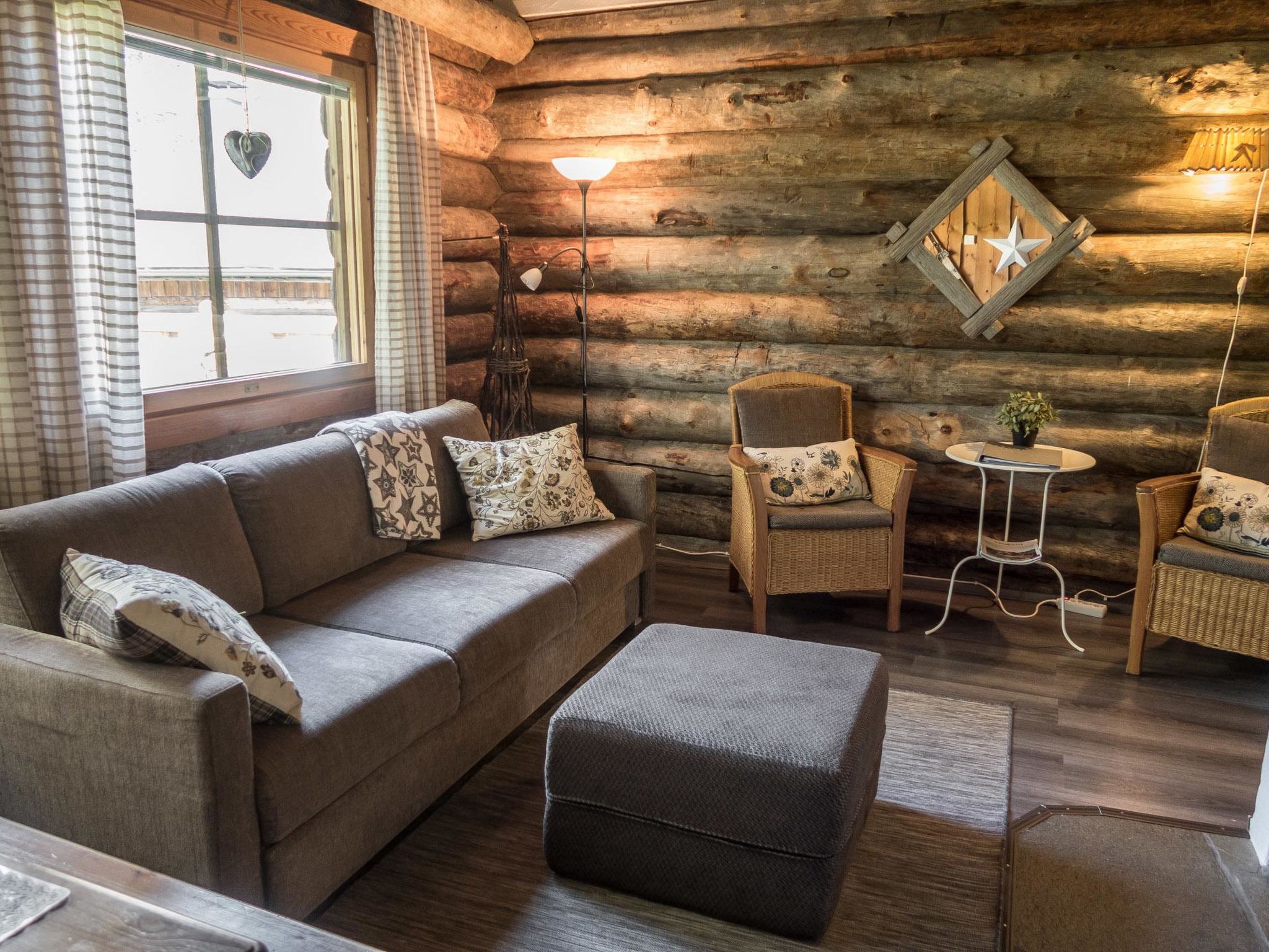 Vuokatinportti a4-Inside