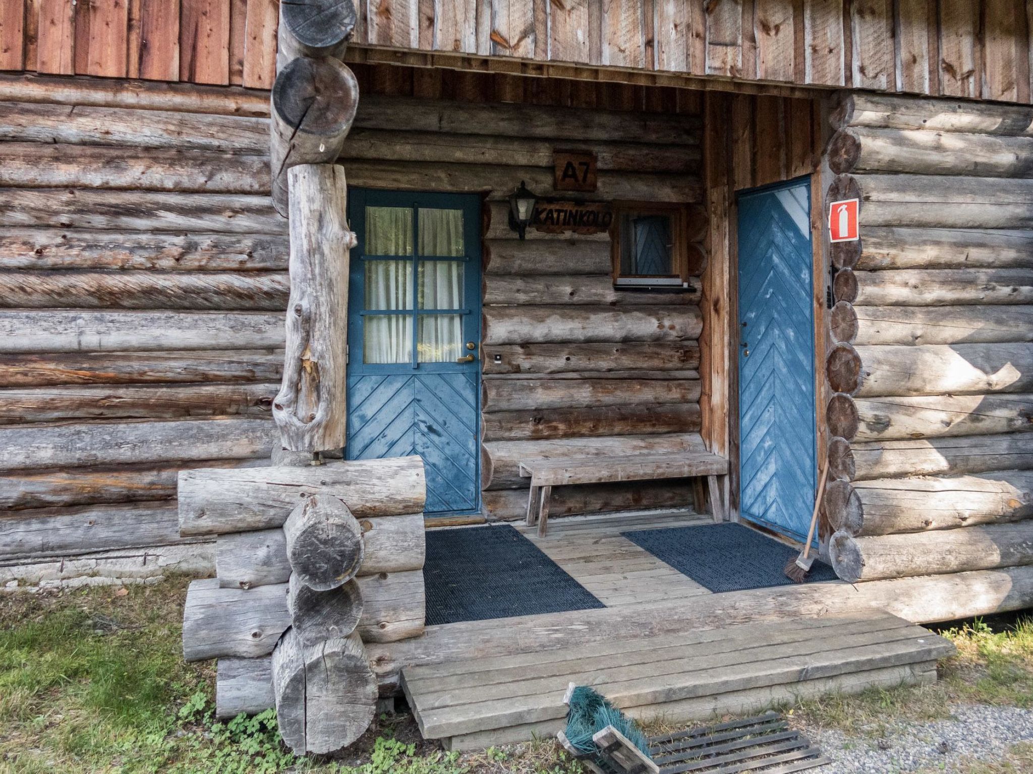 Vuokatinportti a7 susiportti-Inside