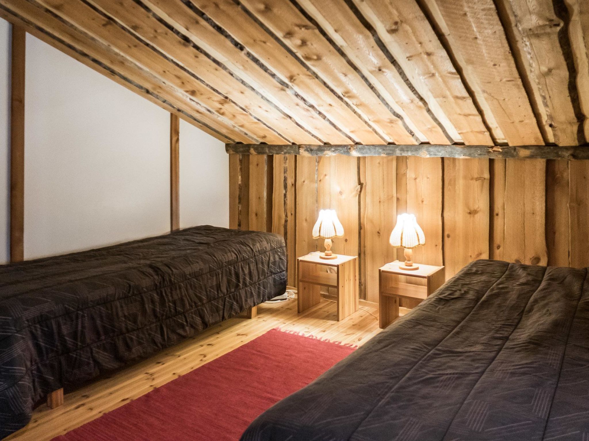 Vuokatinportti a7 susiportti-Inside