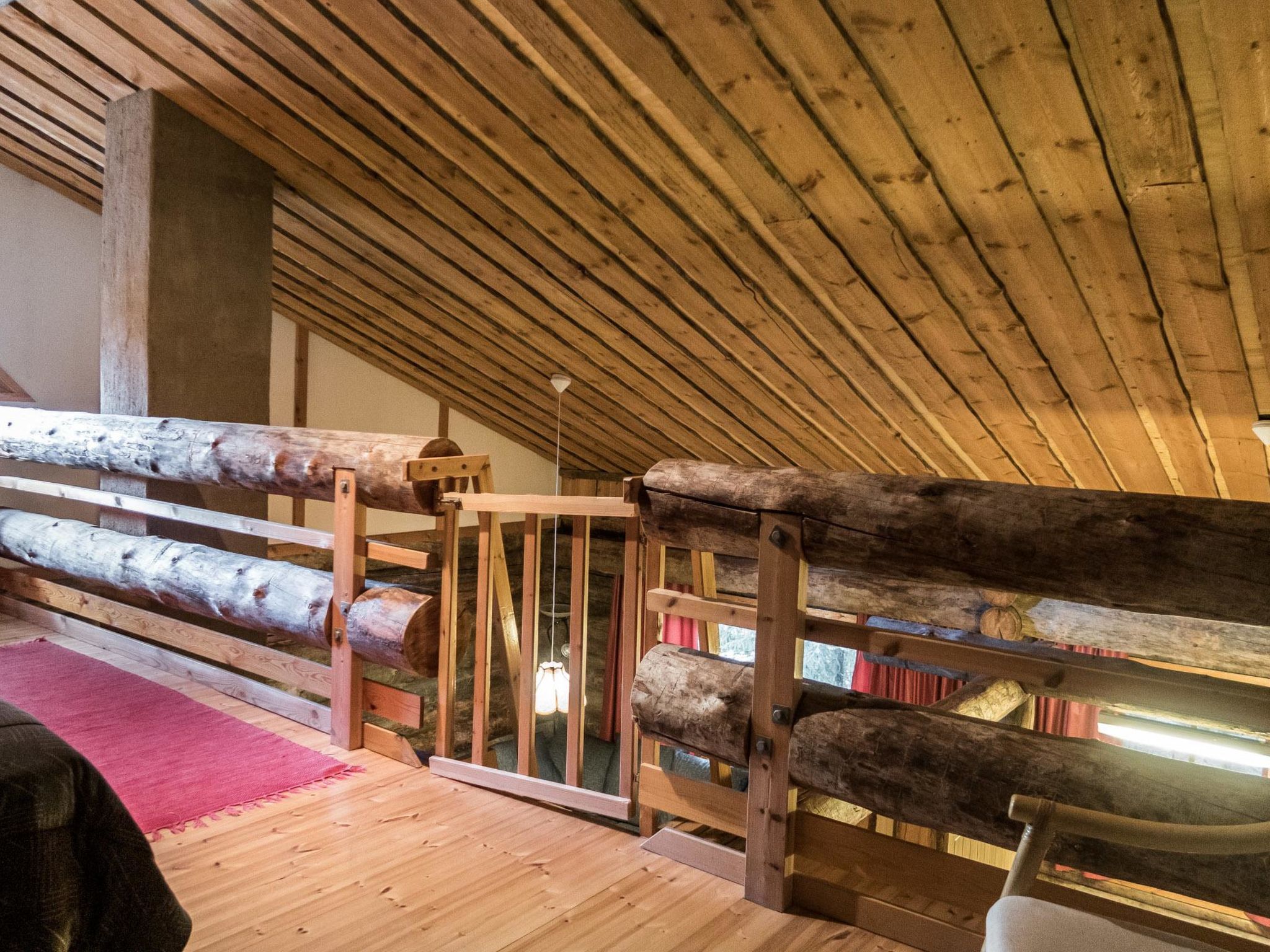 Vuokatinportti a7 susiportti-Inside