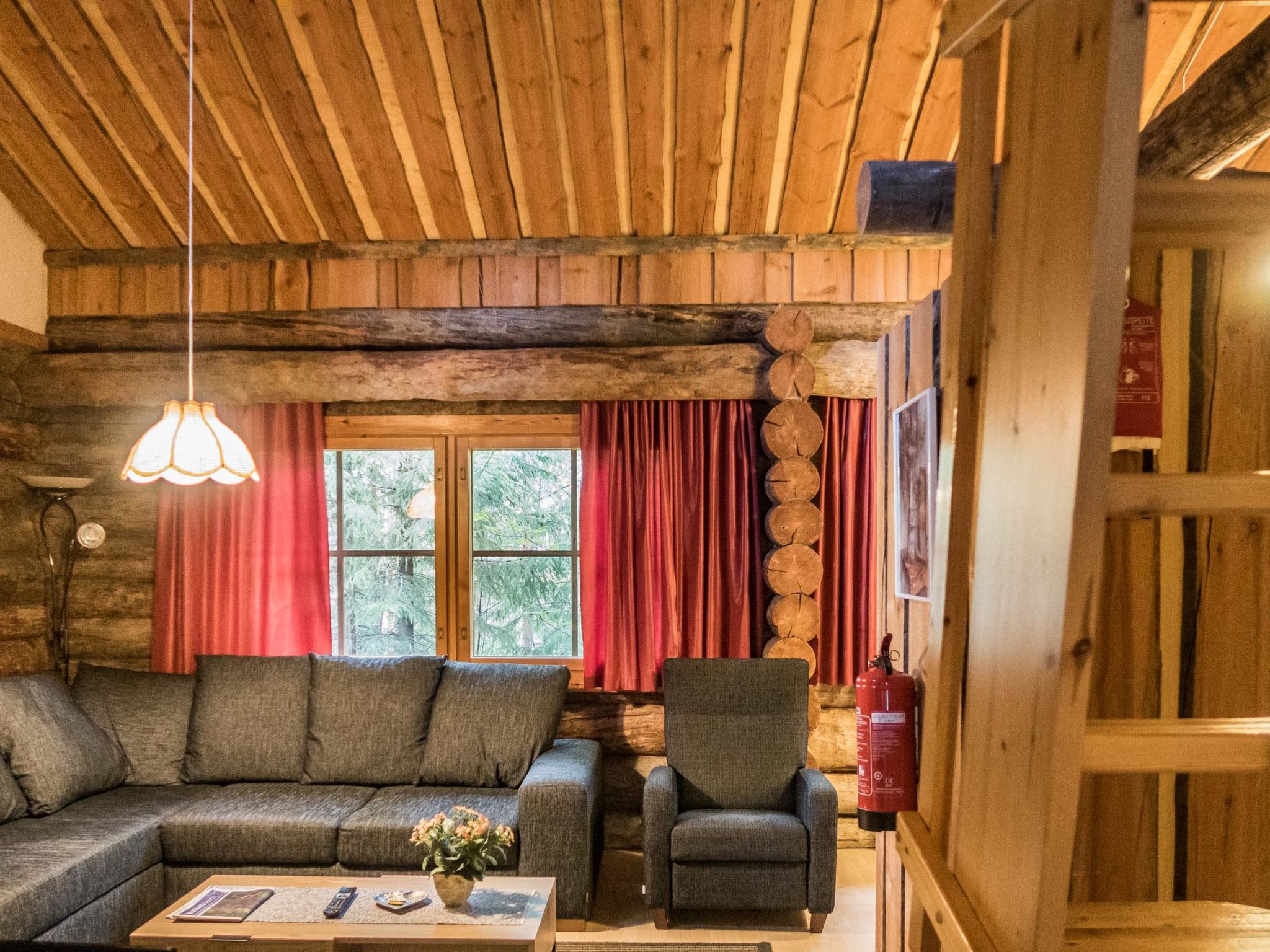 Vuokatinportti a7 susiportti-Inside