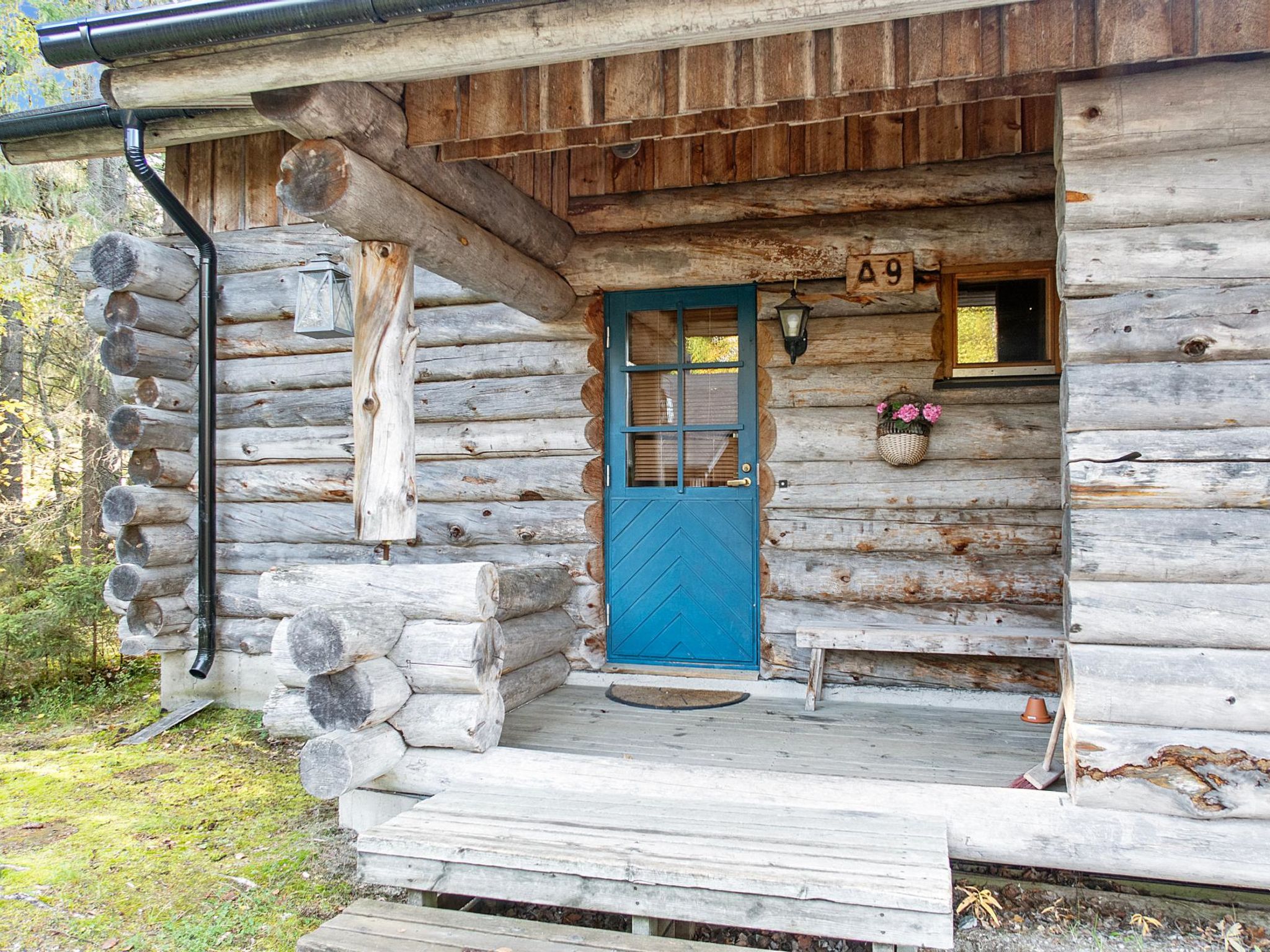 Vuokatinportti a 9-Inside