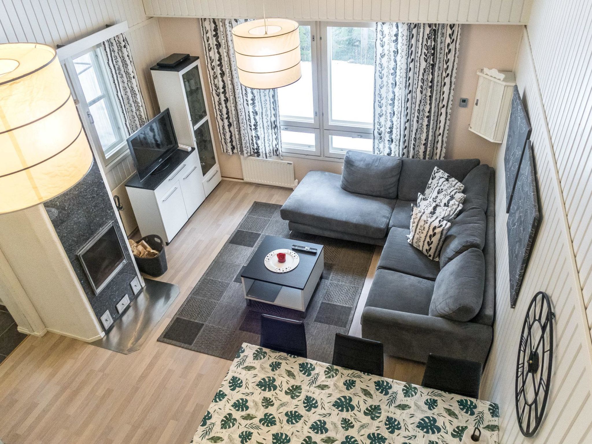 Lomakatti 7 b-Binnen