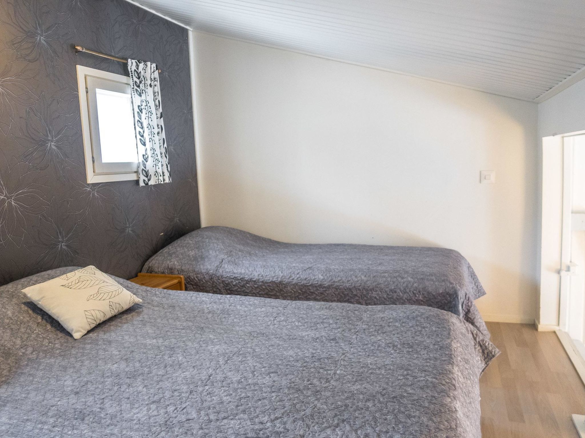 Lomakatti 7 b-Binnen