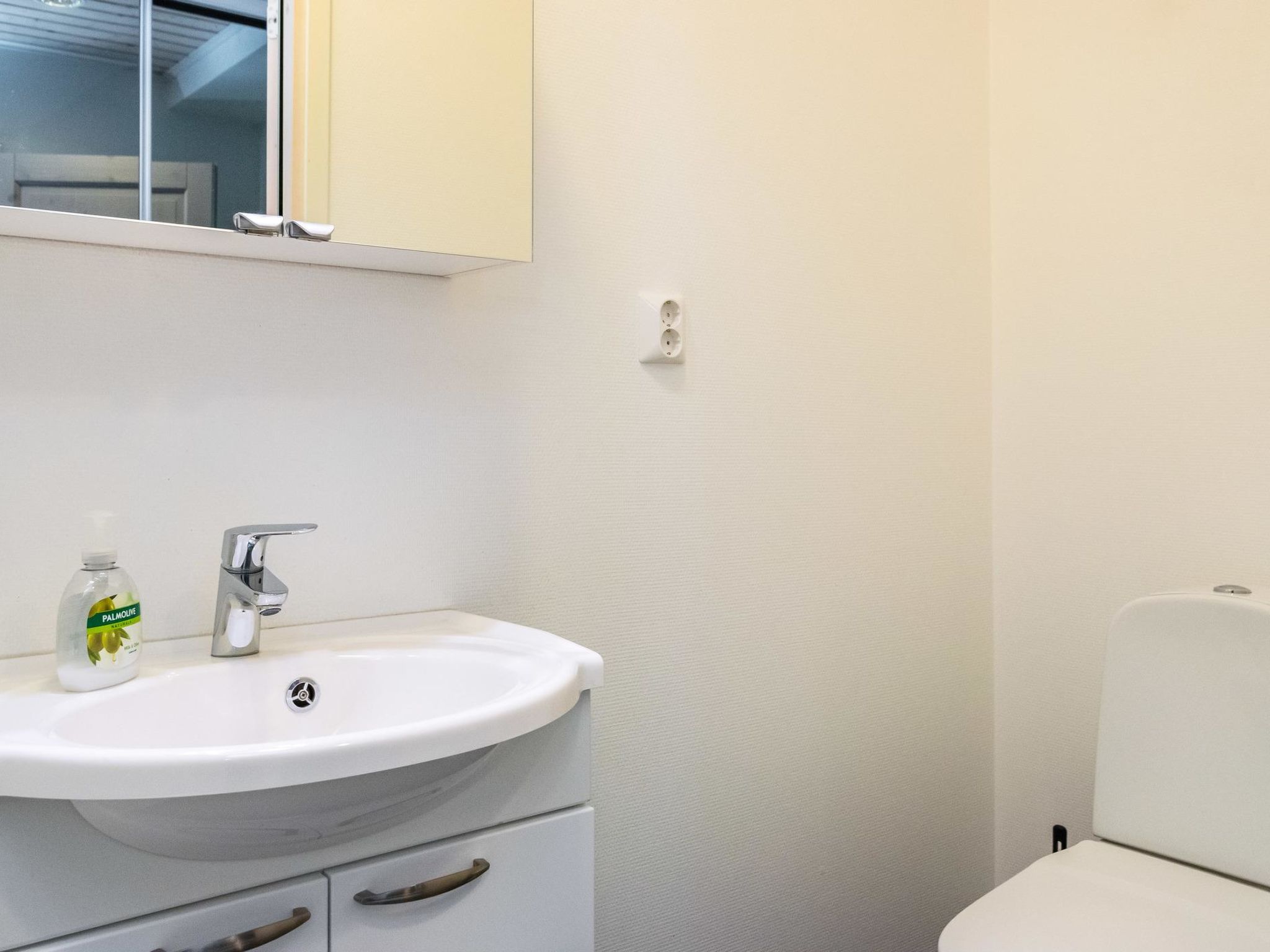 4 seasons hymy a-Binnen